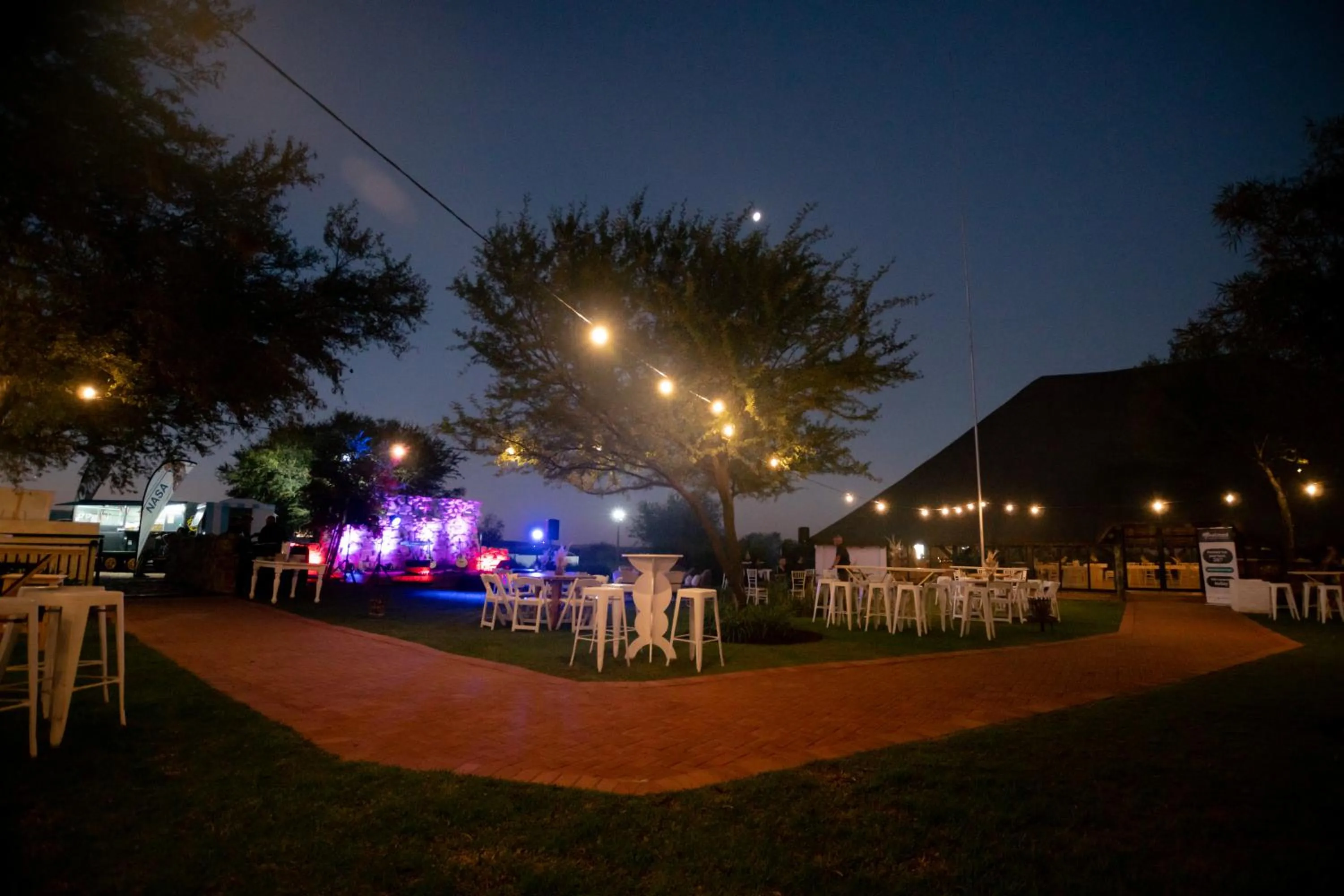 Night in Mont d'Or Monte Bello Estate