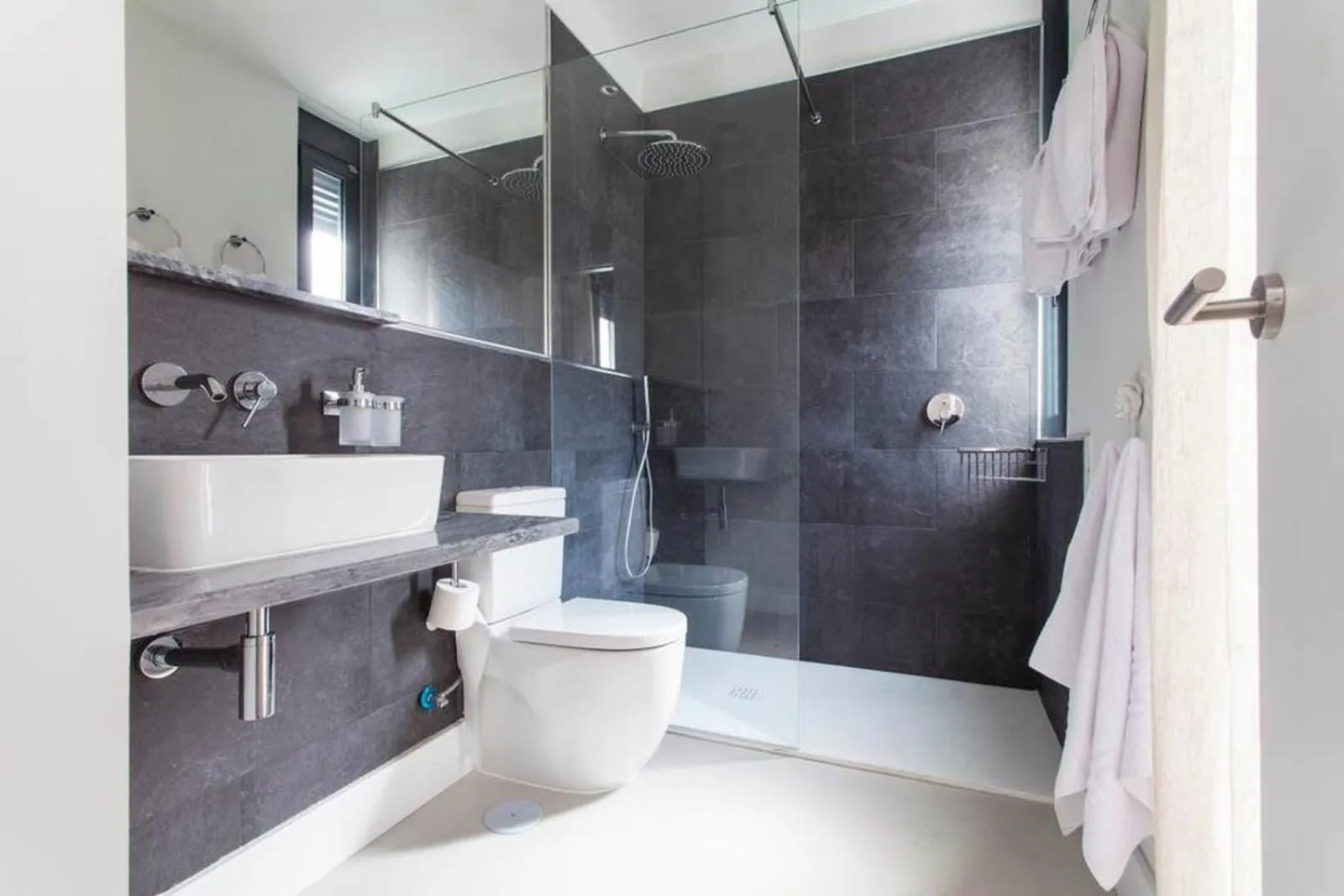 Bathroom in Apartamentos RG Dúplex San Bernardo