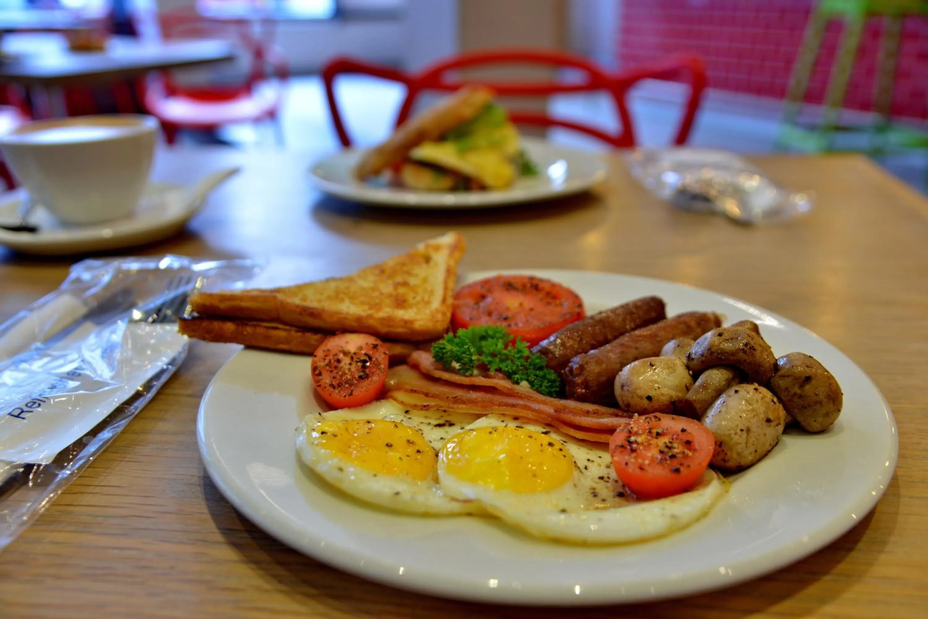 Breakfast in Cresta Grande Cape Town