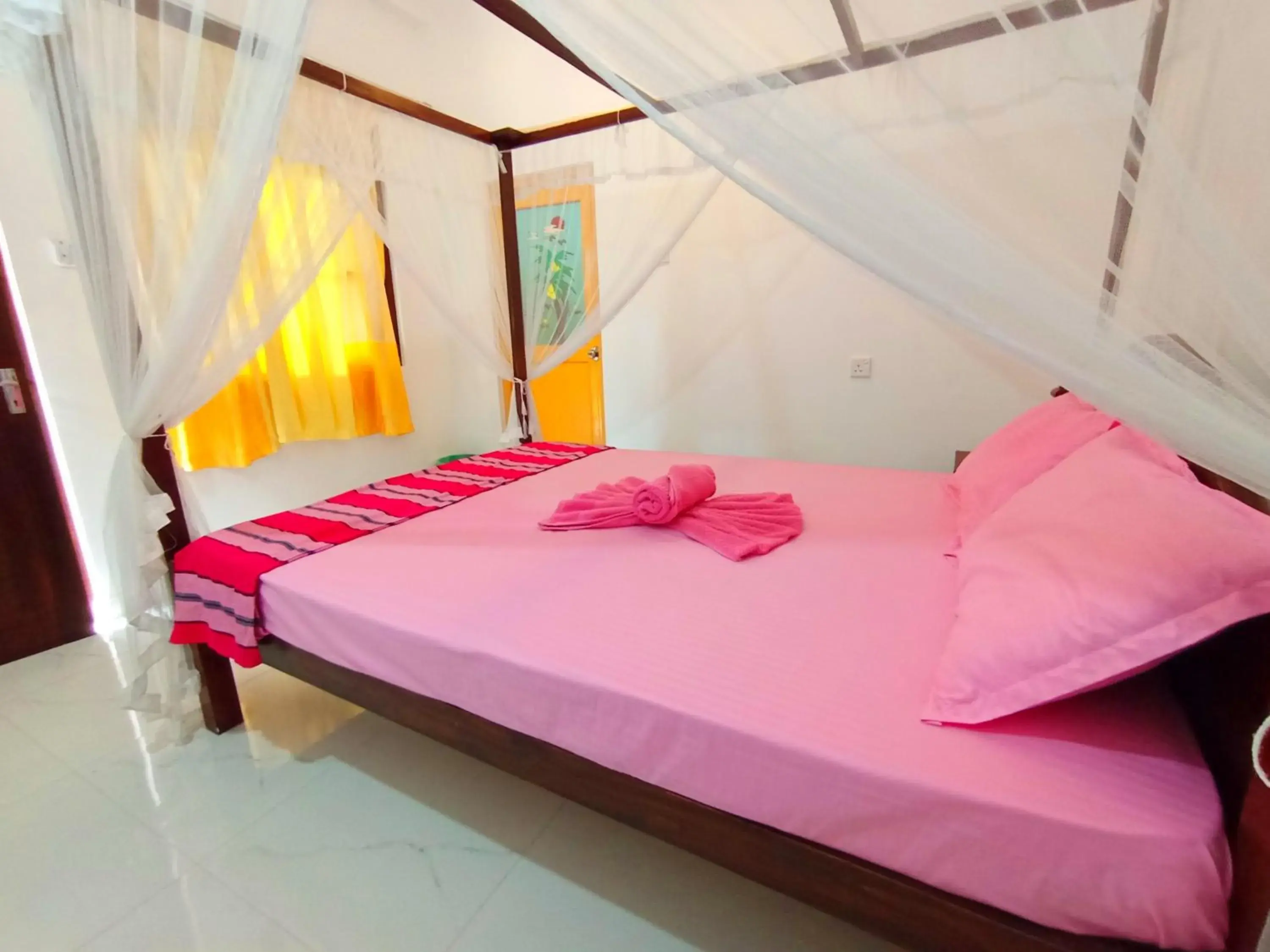 Deluxe Double Room in Allan Guest Mirissa Deluxe Double Room in Allan Guest Mirissa