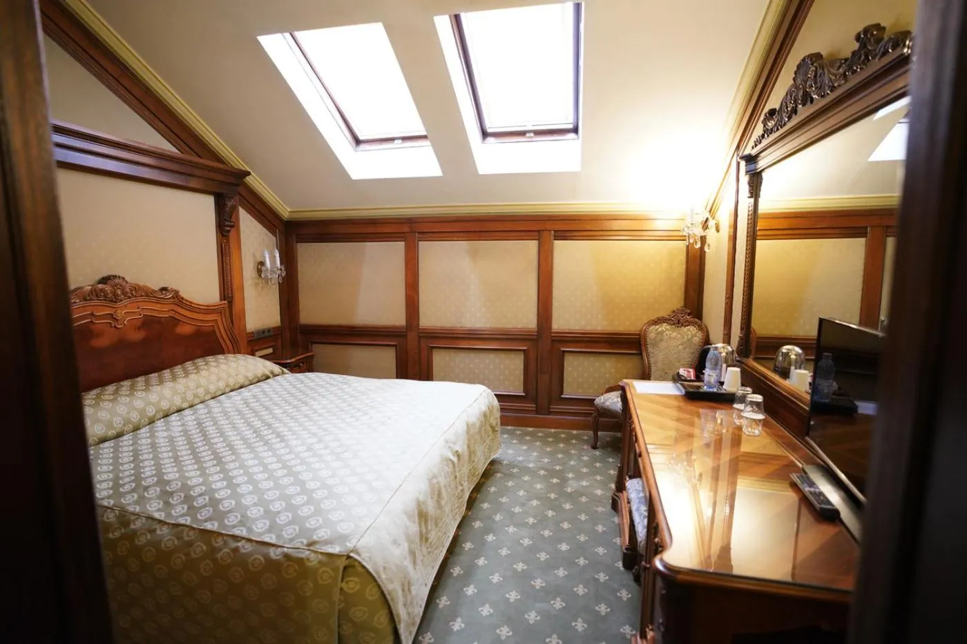 Bed in Hotel Casa Capsa