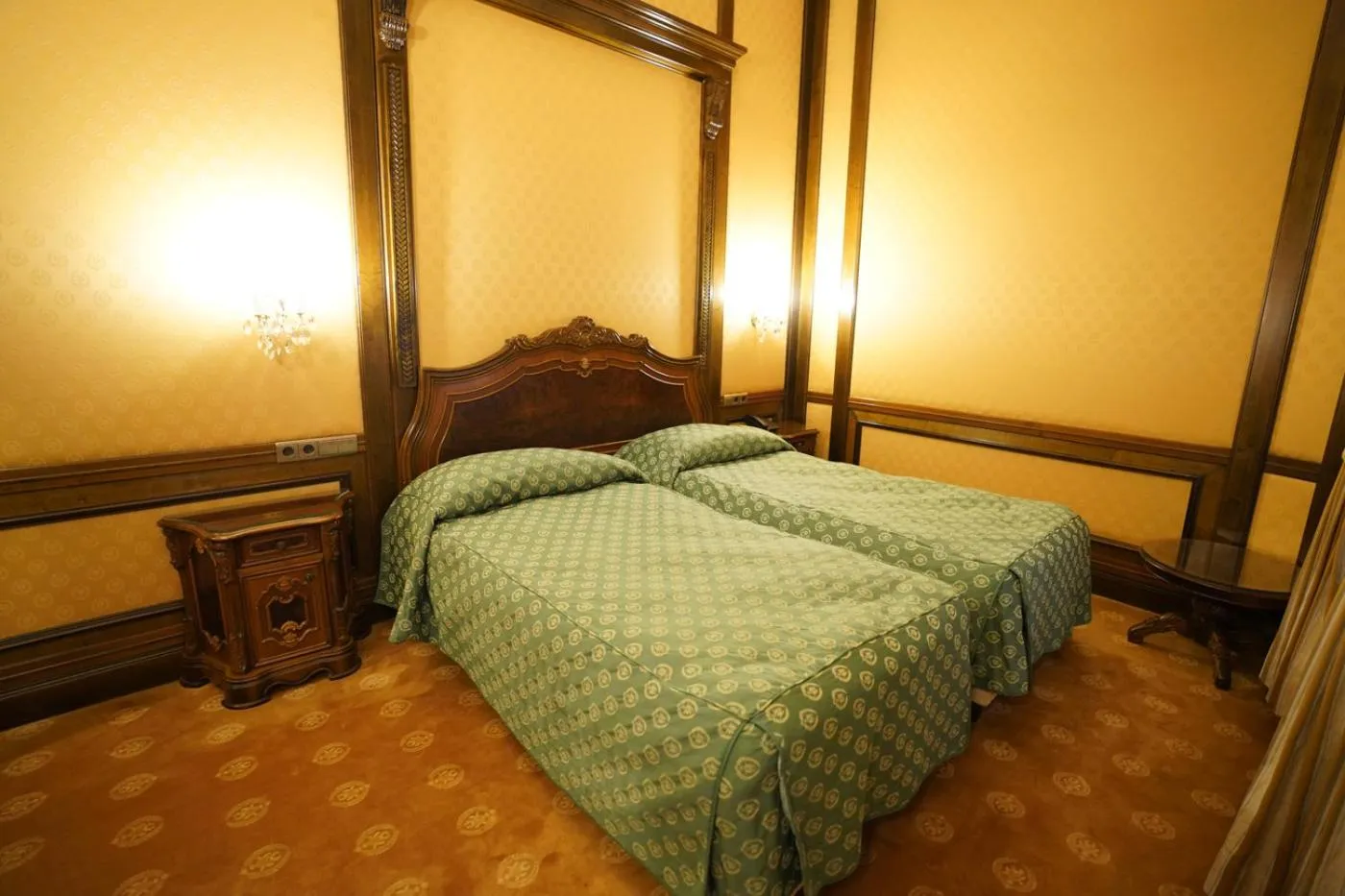 Bed in Hotel Casa Capsa