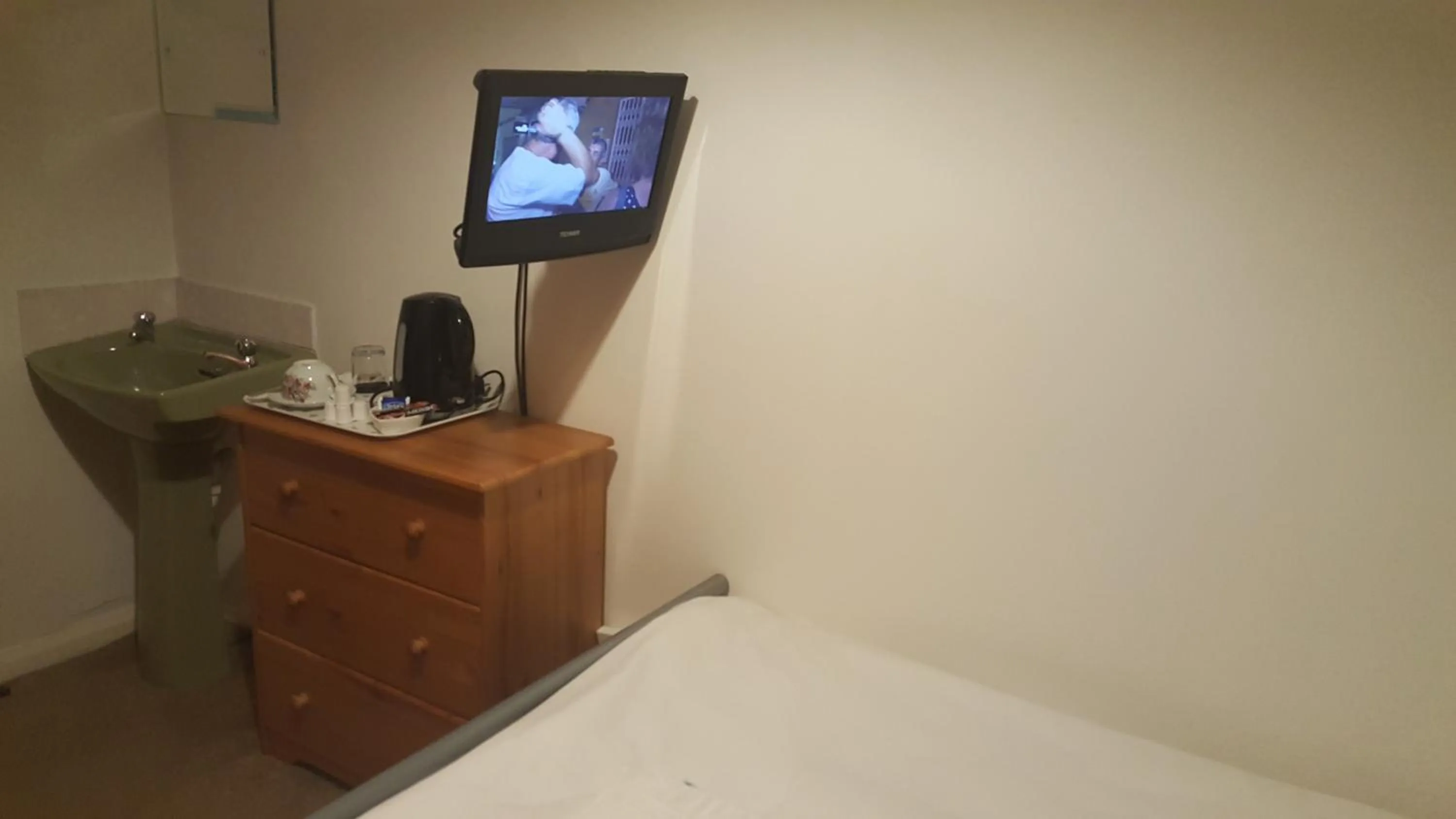 Photo of the whole room in Maindee Guest House