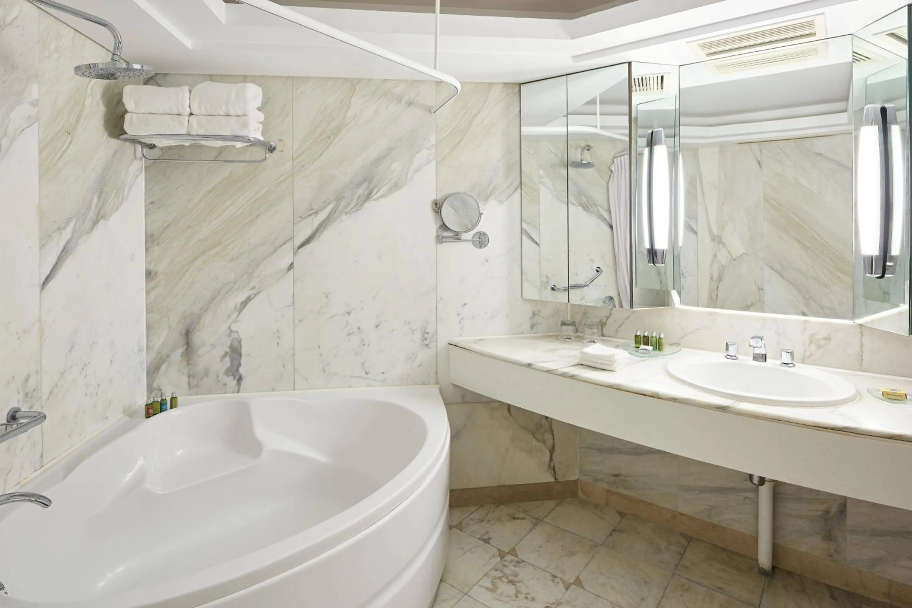 Bathroom in Hurghada Marriott Beach Resort