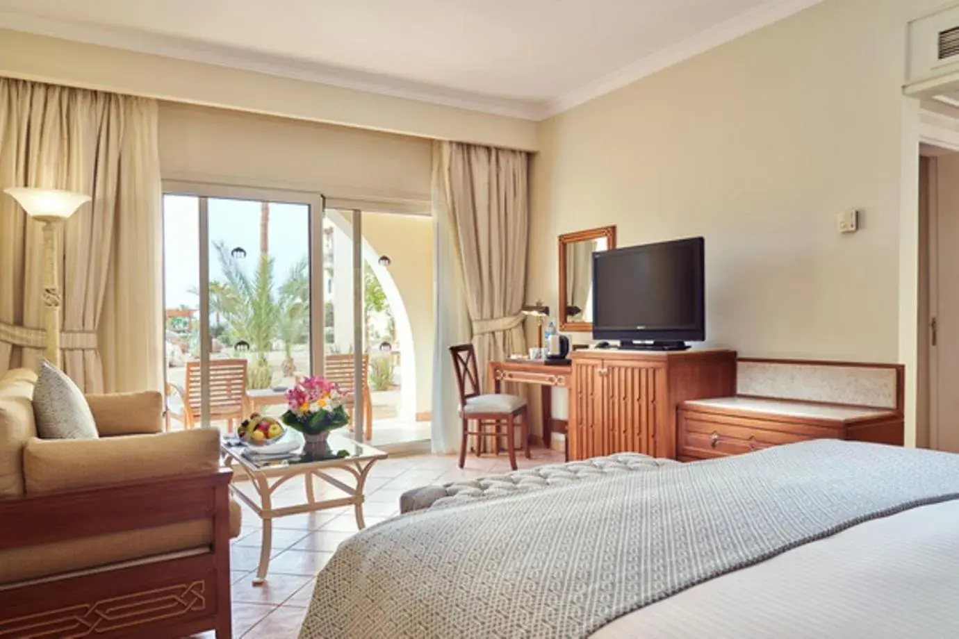 Resort View Room - single occupancy - Egyptians and Residents Only in Kempinski Hotel Soma Bay Resort View Room - single occupancy - Egyptians and Residents Only in Kempinski Hotel Soma Bay