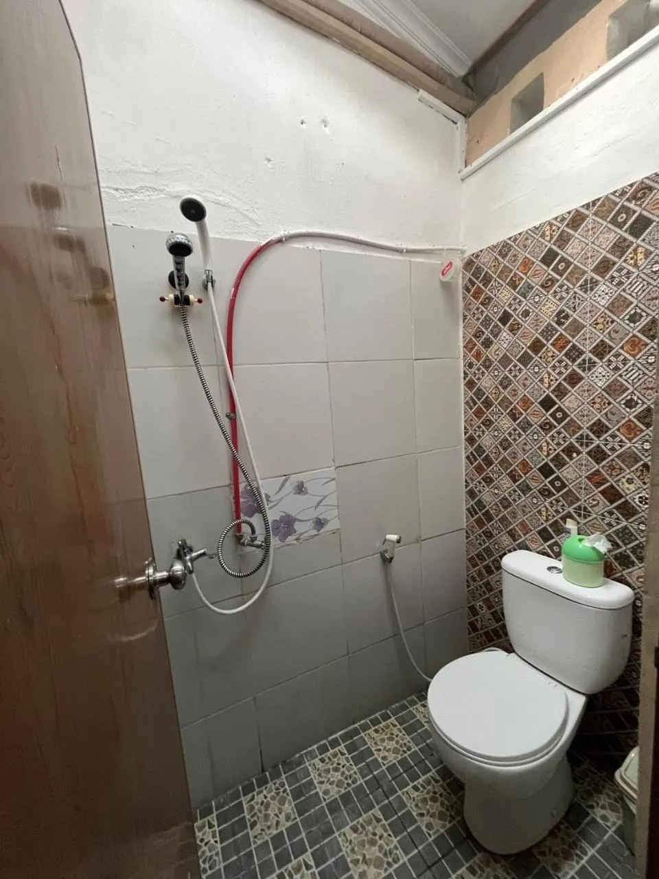 Shower in Pendopo Andari Homestay
