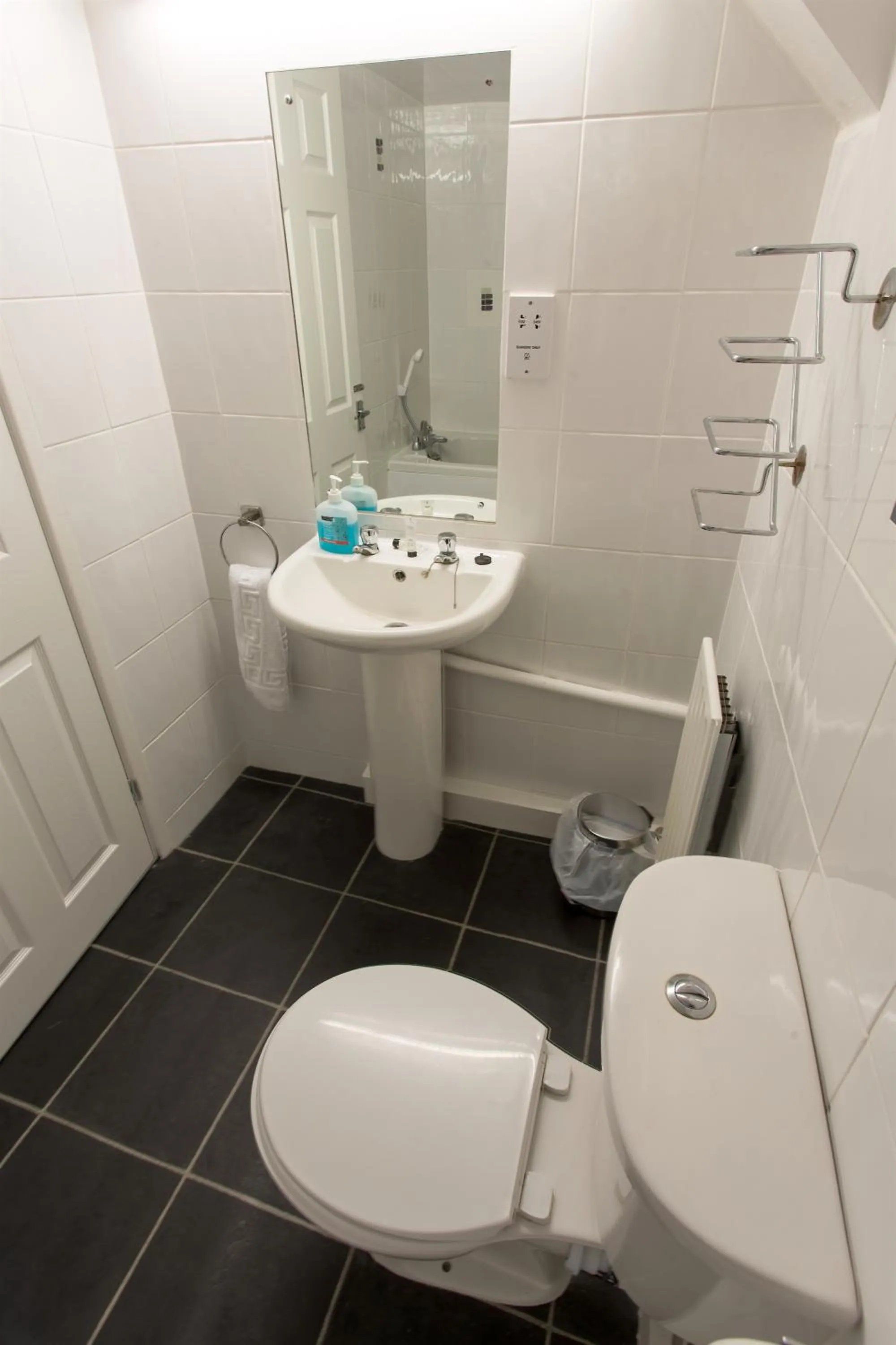 Bathroom in Trinity Guest House