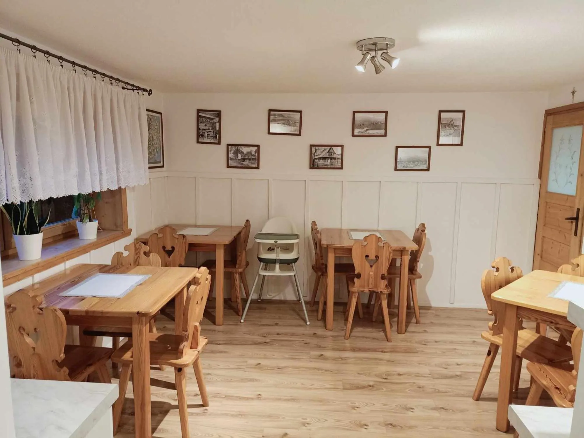 Dining area in Noclegi U Reni