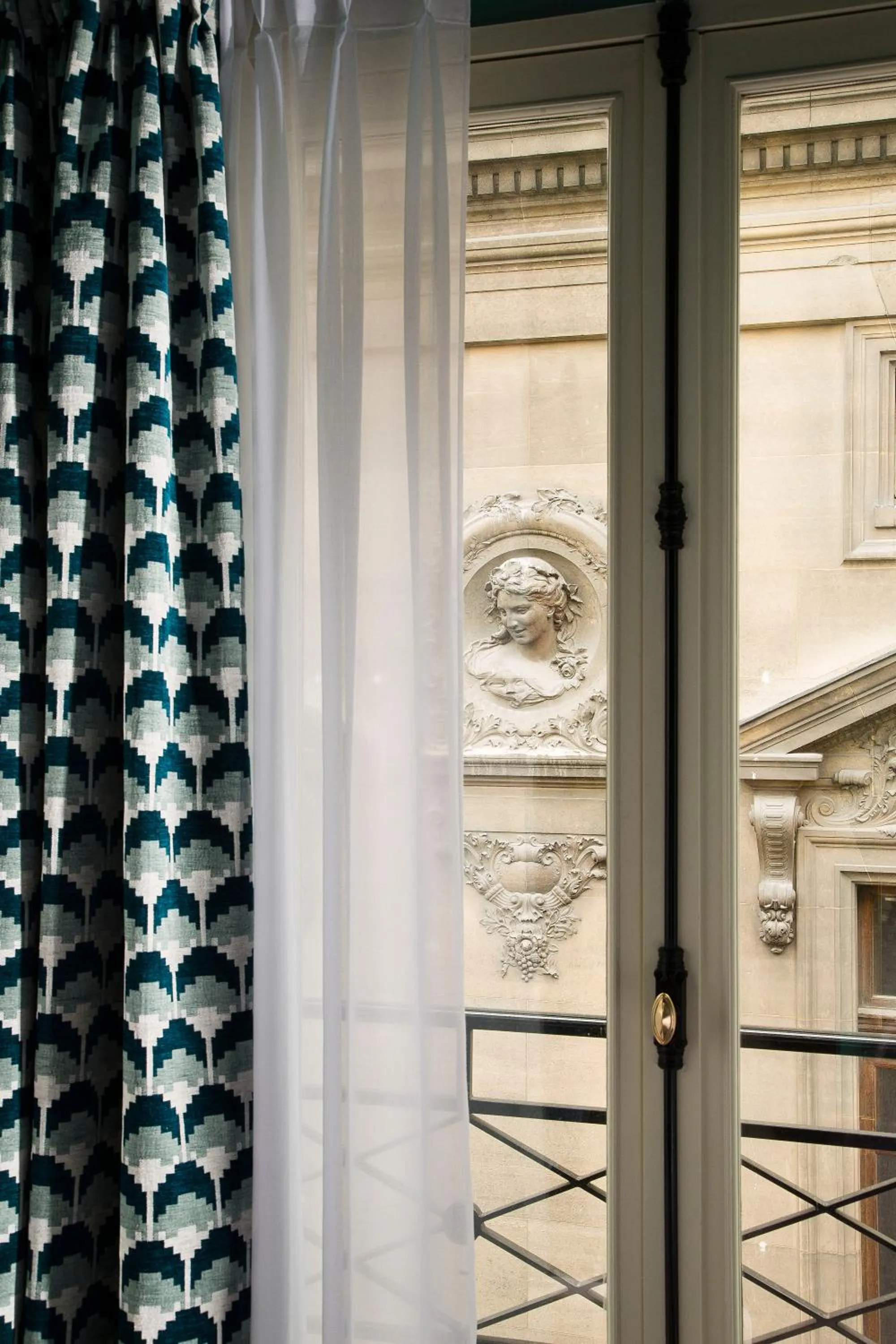 City view in Hôtel Saint-Marc