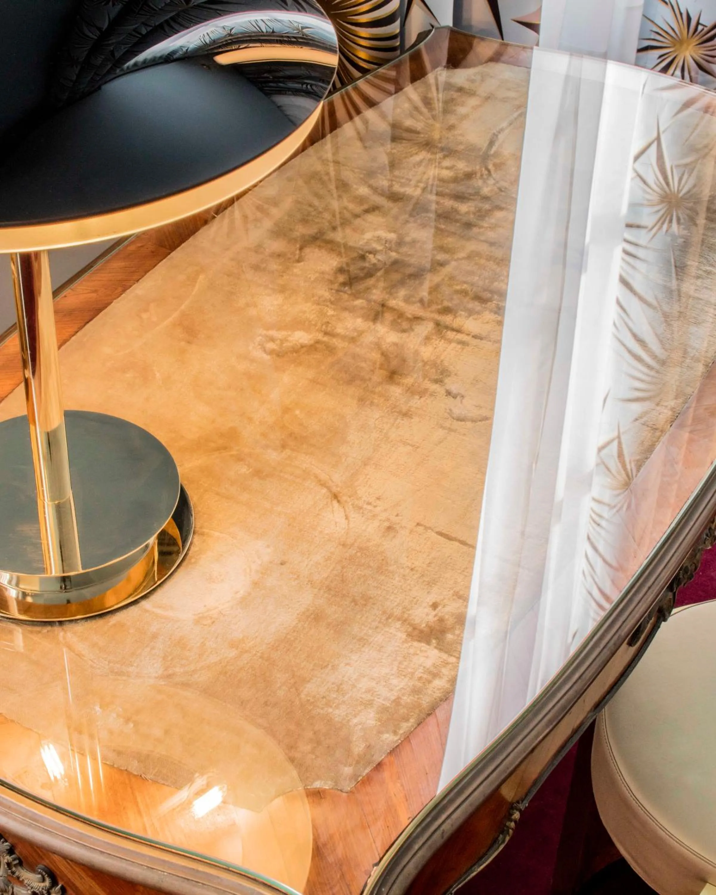 Decorative detail in Hôtel Saint-Marc