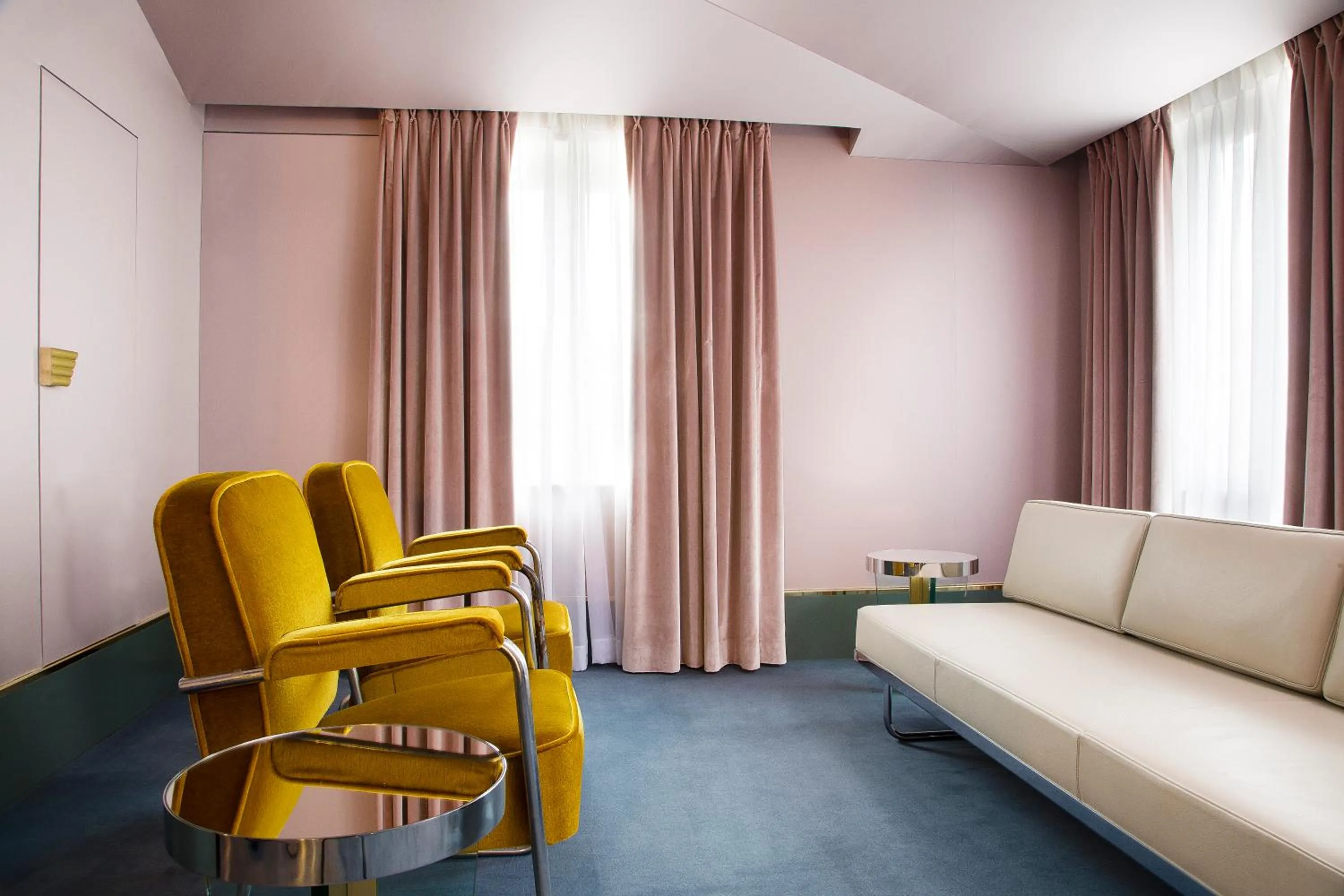 Living room in Hôtel Saint-Marc