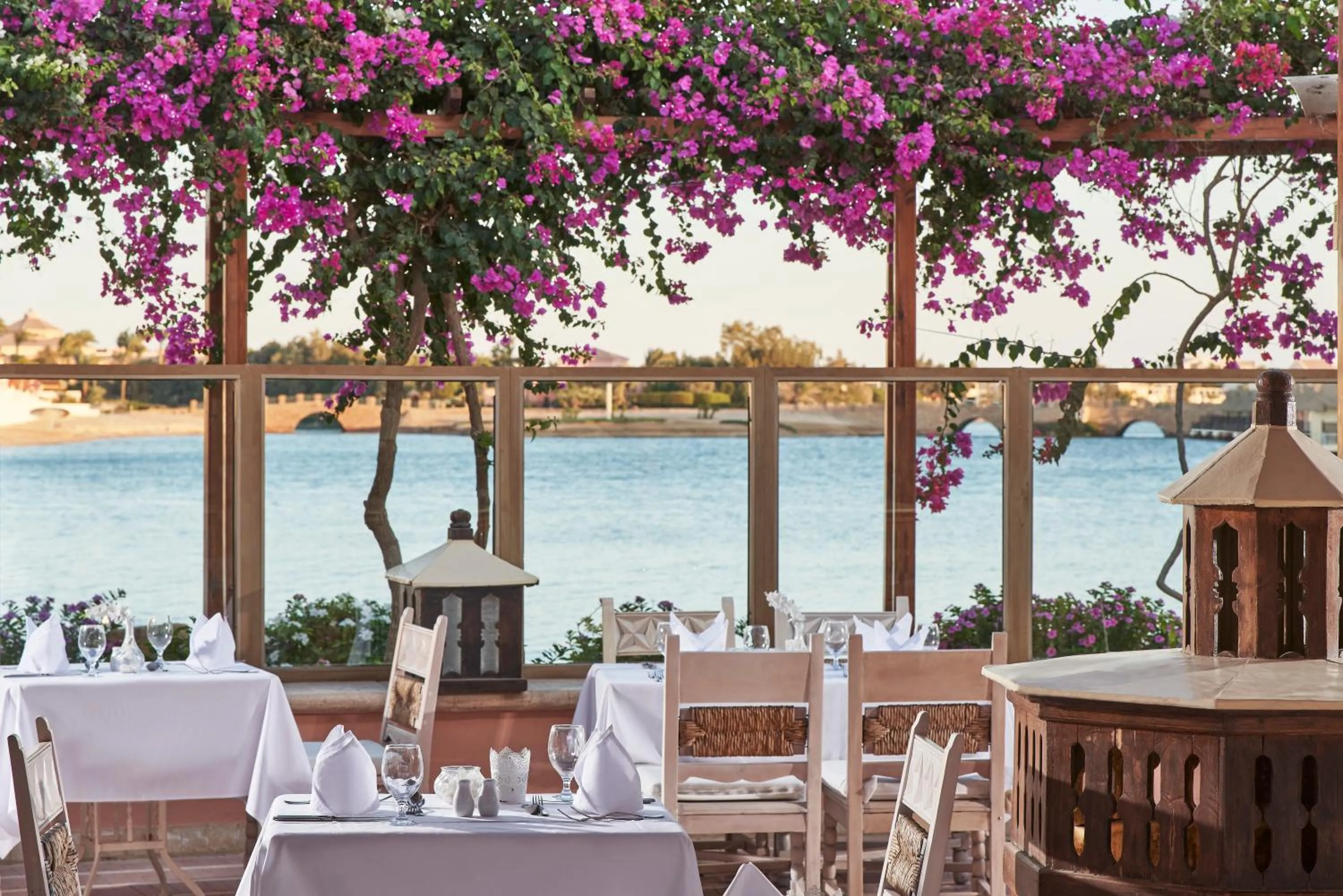 Restaurant/places to eat in Hotel Sultan Bey Resort