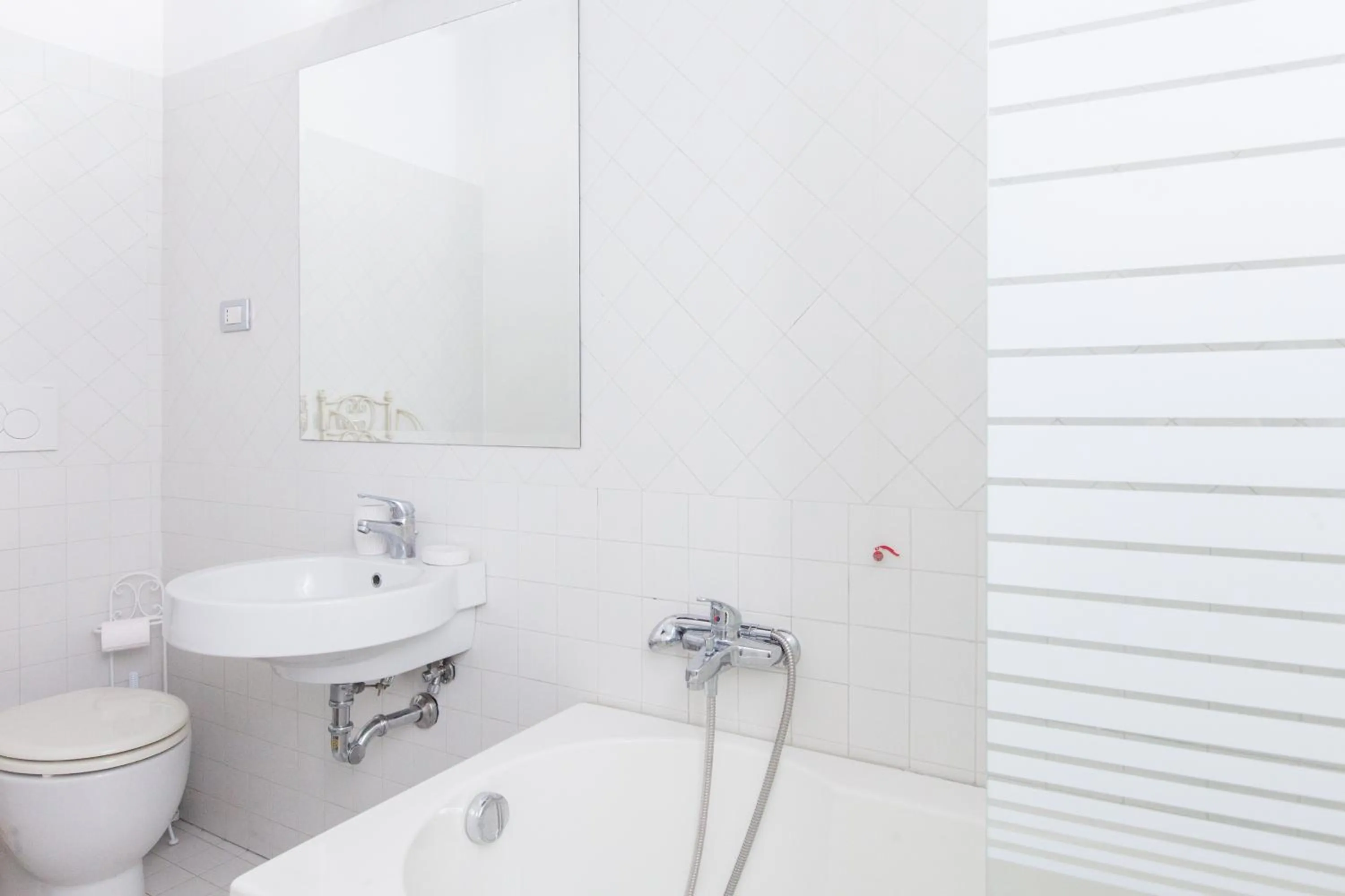 Bathroom in La Maison de la vie