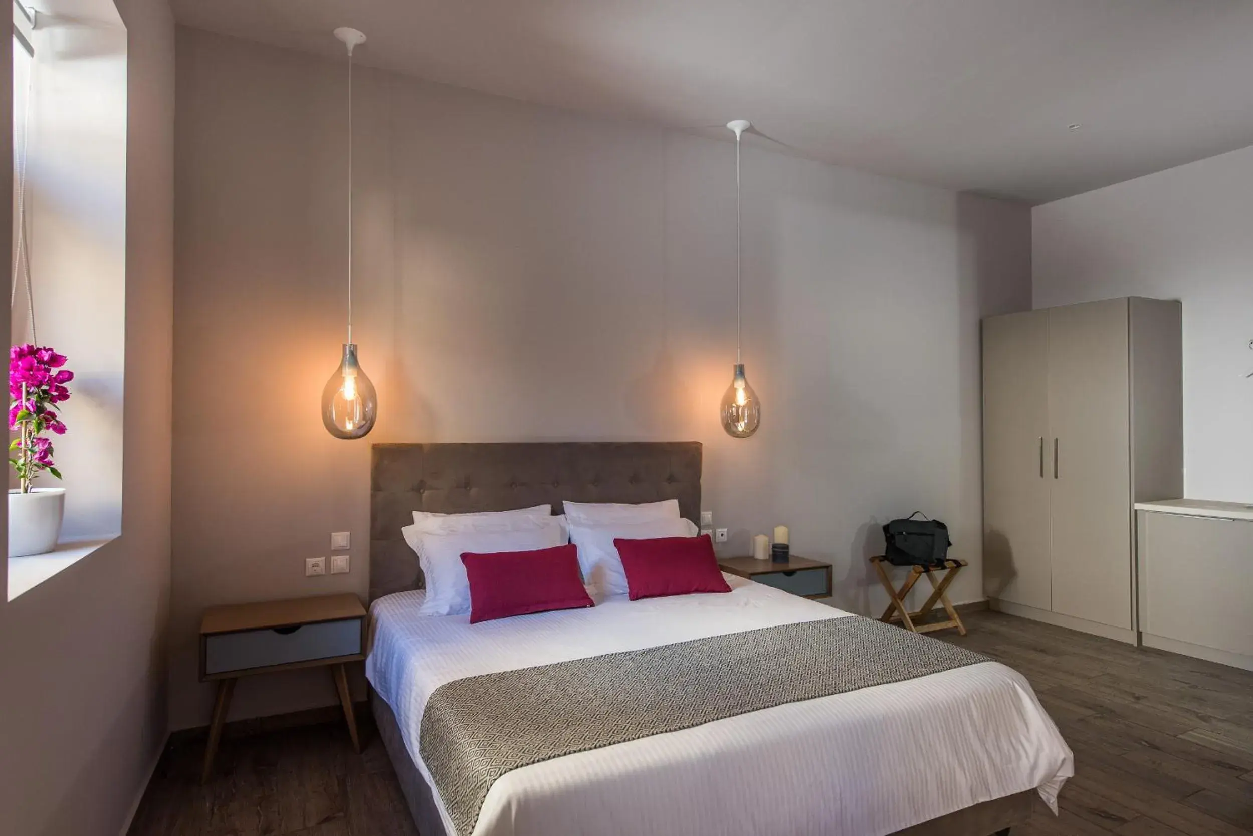 Double Suite Ground Floor in Bluebell Luxury Suites Double Suite Ground Floor in Bluebell Luxury Suites