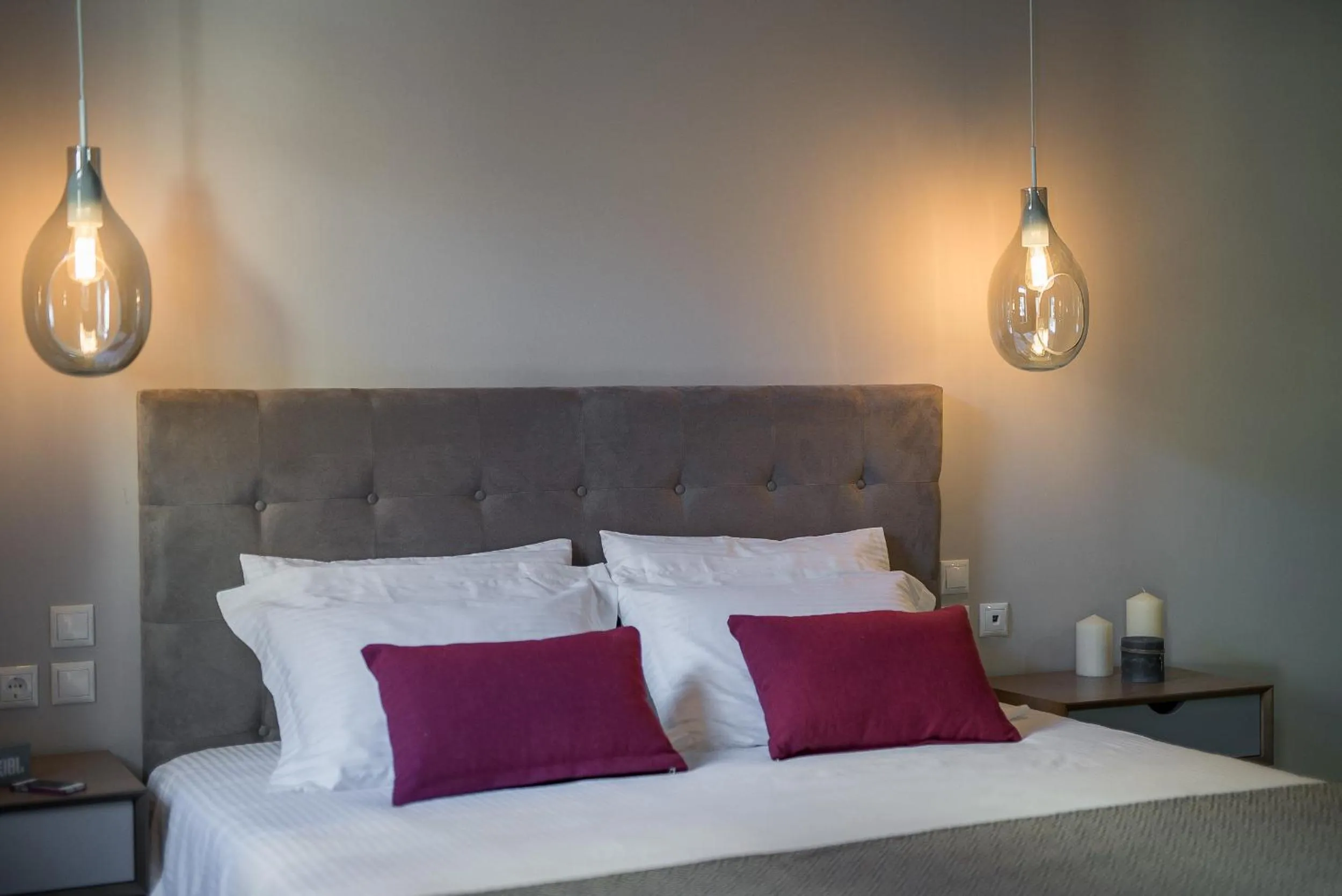 Bedroom, Bed in Bluebell Luxury Suites