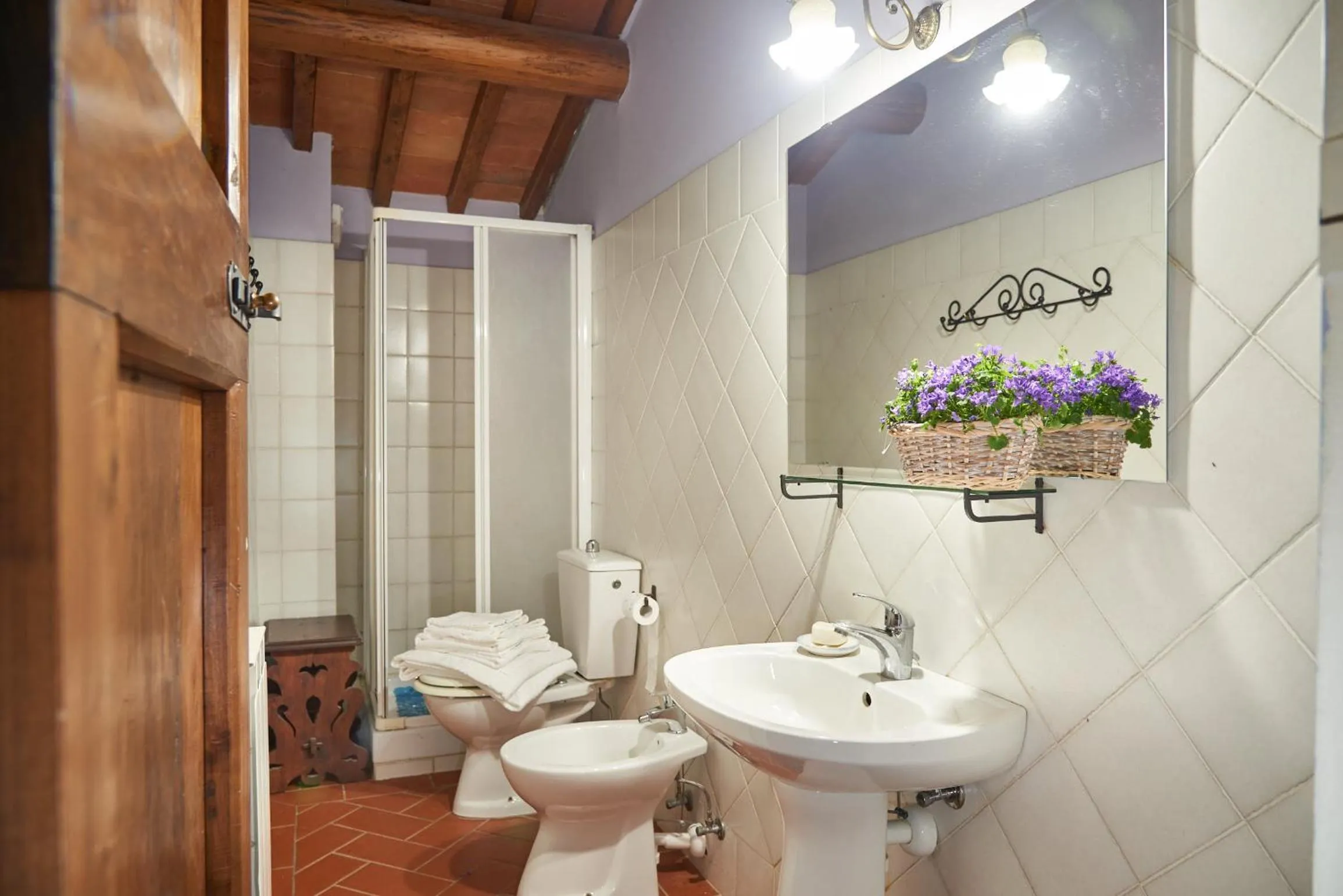 Bathroom in Castello di Cafaggio