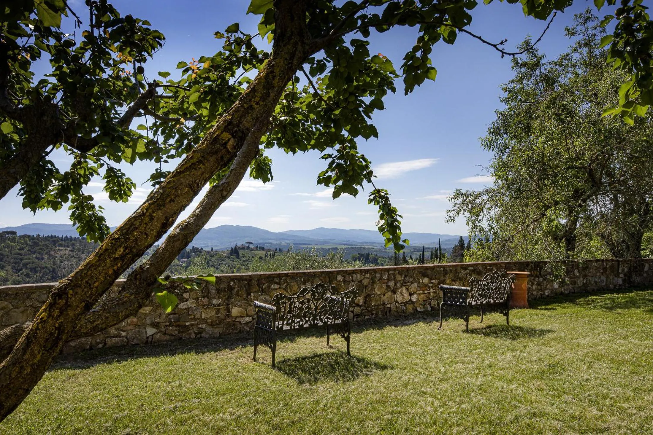 Garden view in Castello di Cafaggio