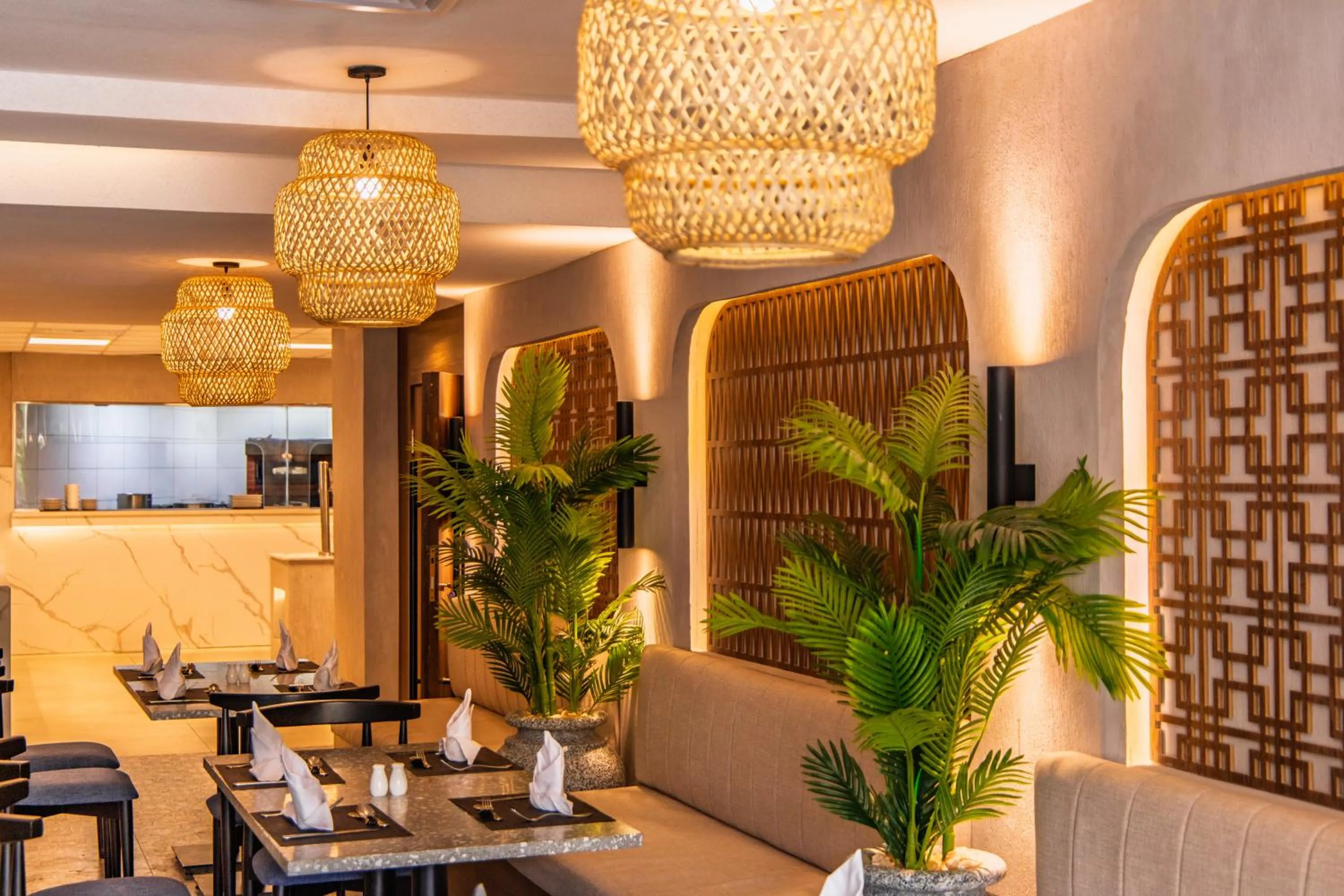 Restaurant/places to eat in Sunny Days El Palacio Resort & Spa