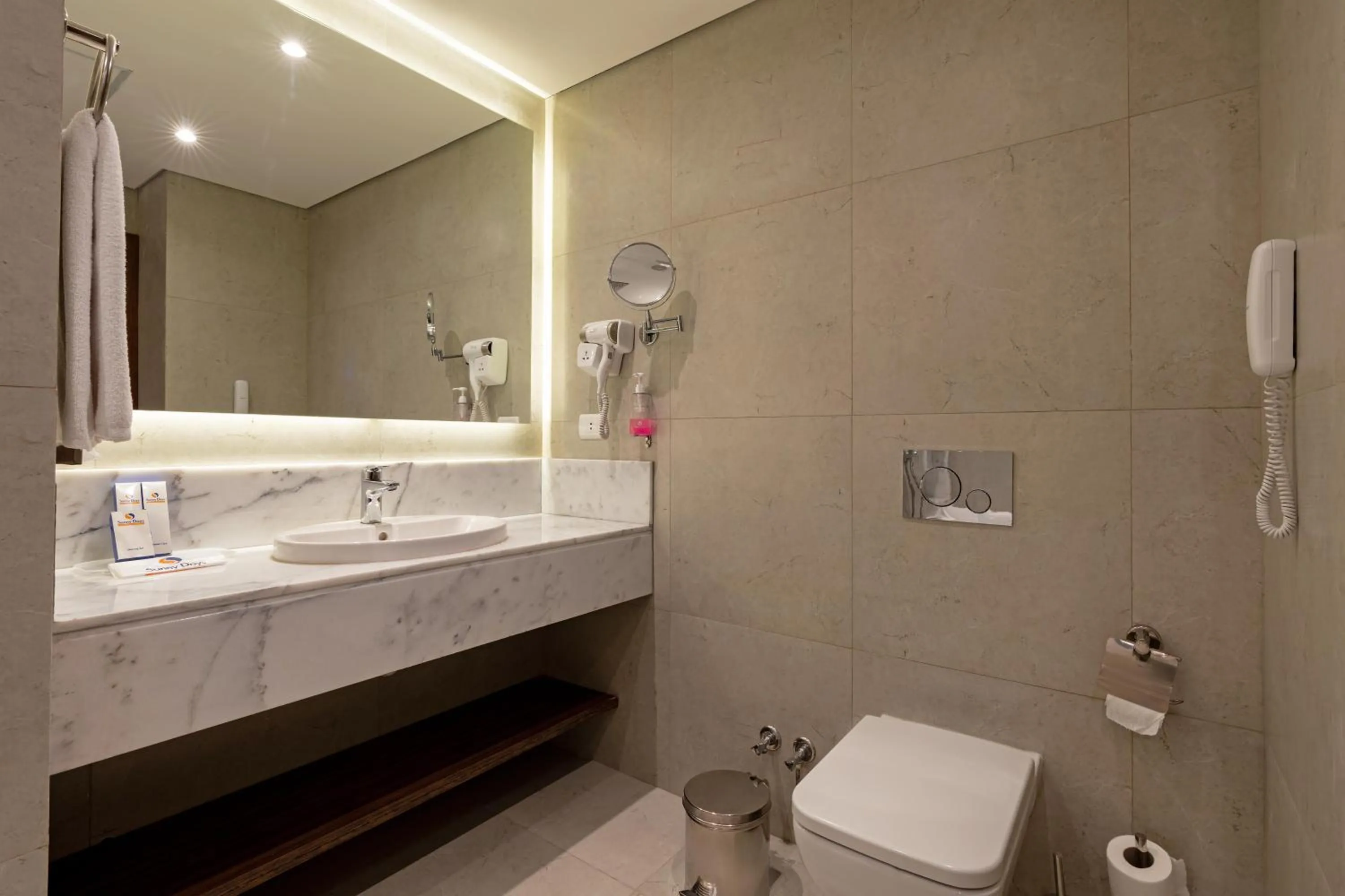 Bathroom in Sunny Days El Palacio Resort & Spa