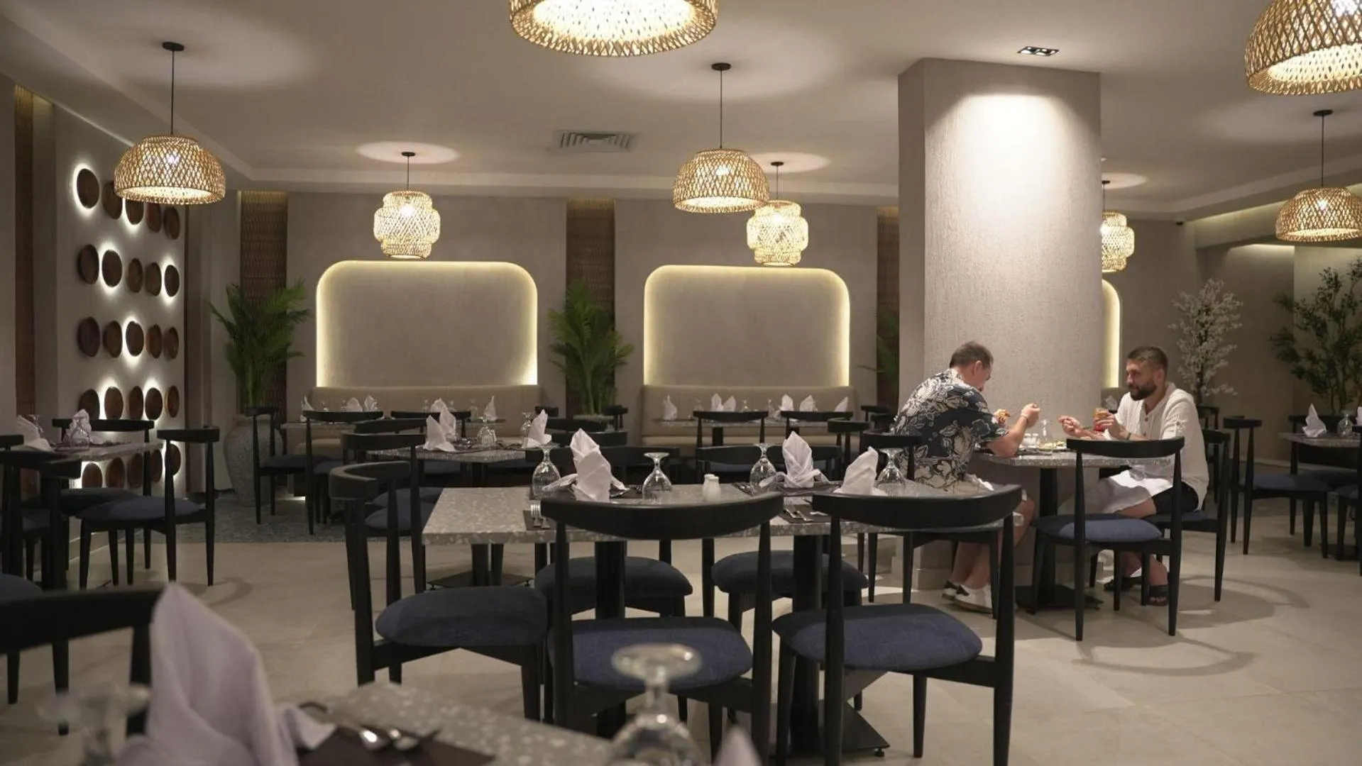 Restaurant/places to eat in Sunny Days El Palacio Resort & Spa