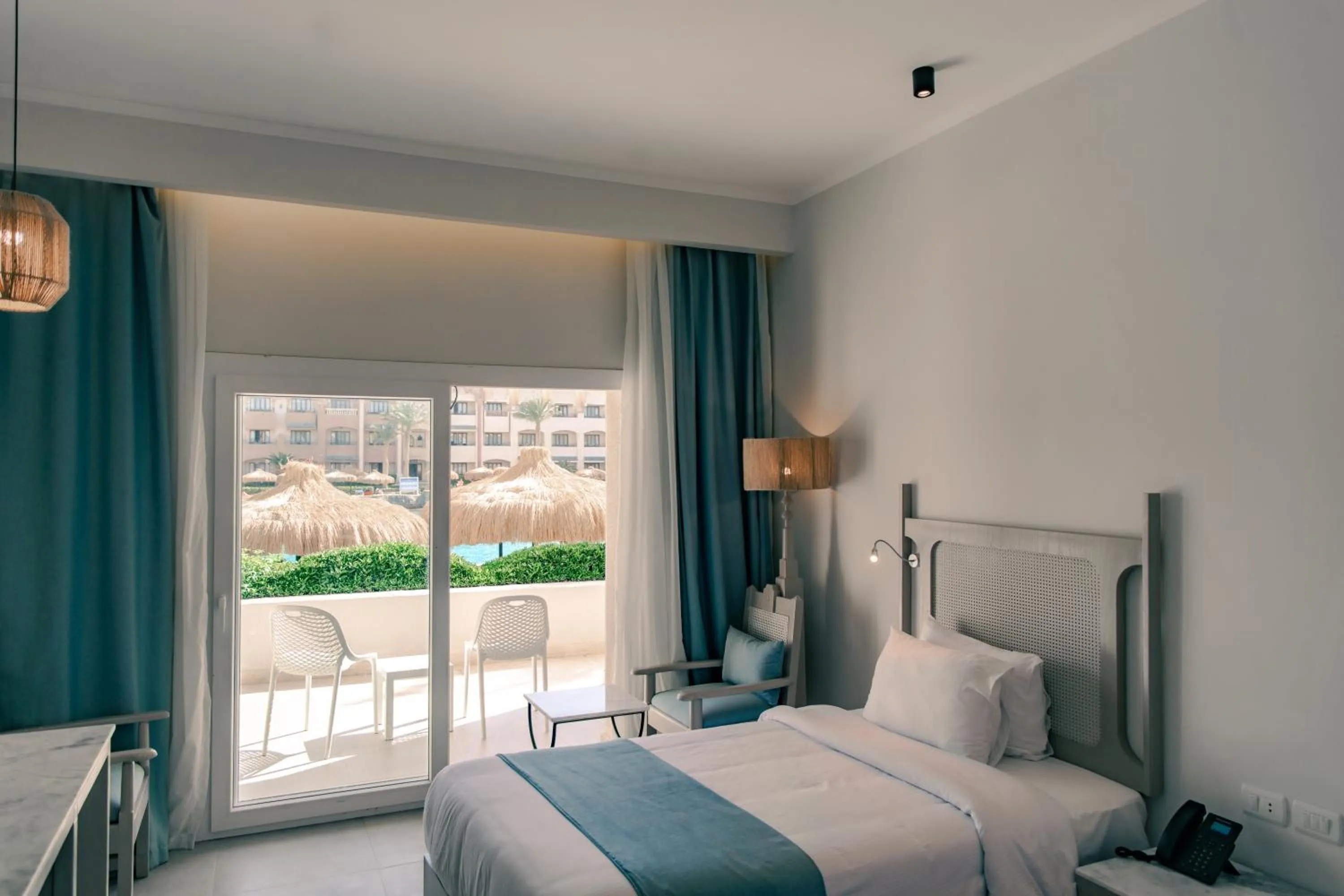 View (from property/room), Bed in Sunny Days El Palacio Resort & Spa