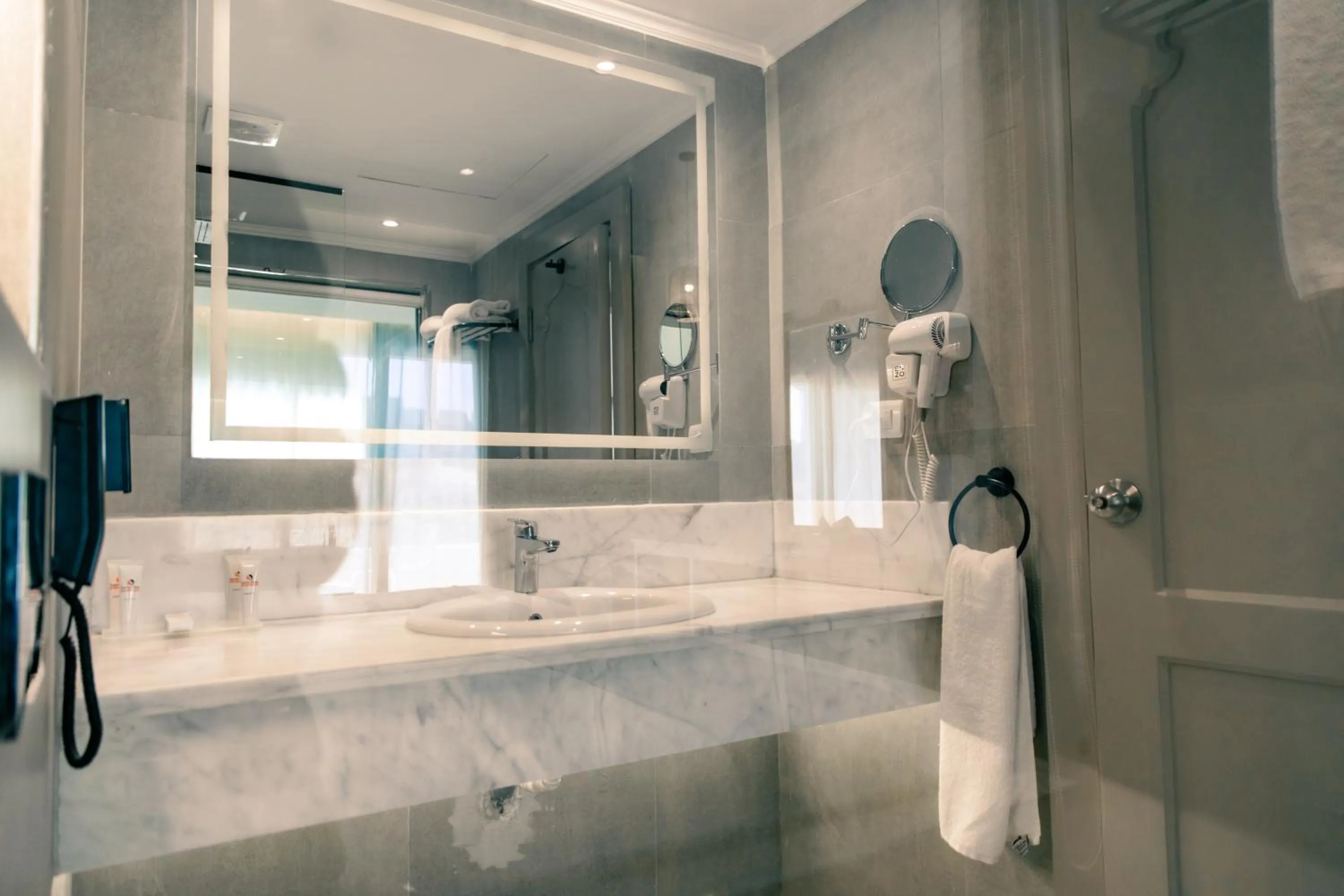 Bathroom in Sunny Days El Palacio Resort & Spa