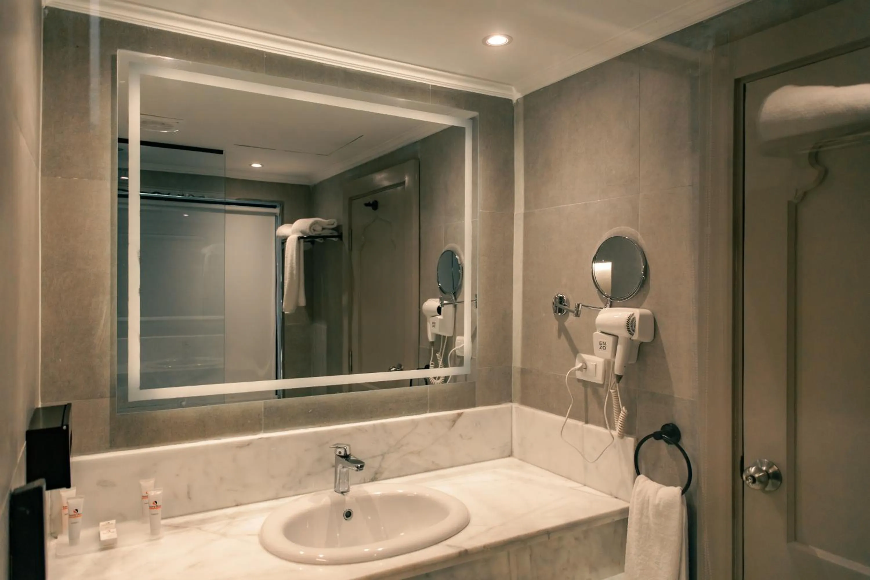 Bathroom in Sunny Days El Palacio Resort & Spa