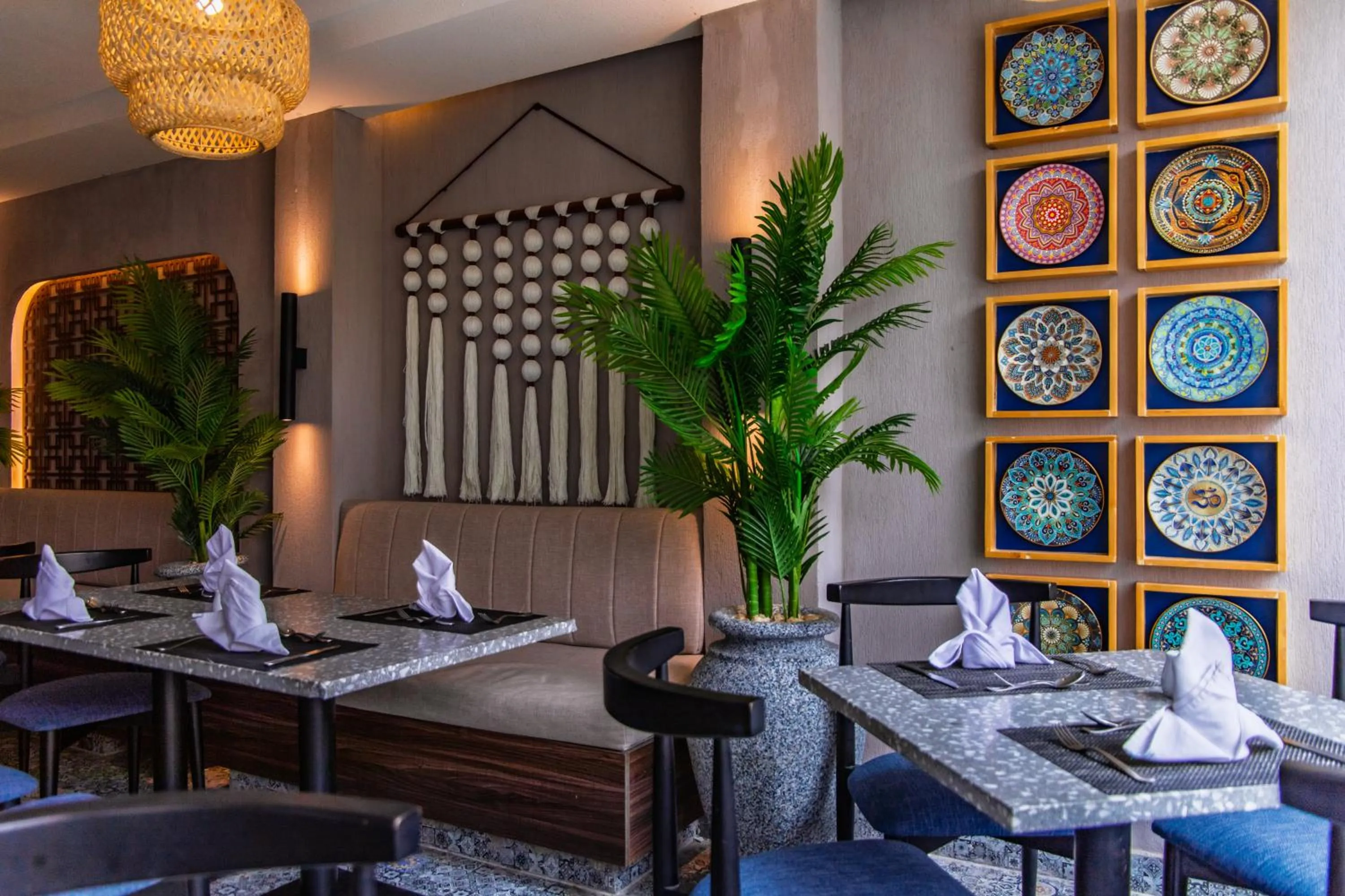 Restaurant/places to eat in Sunny Days El Palacio Resort & Spa