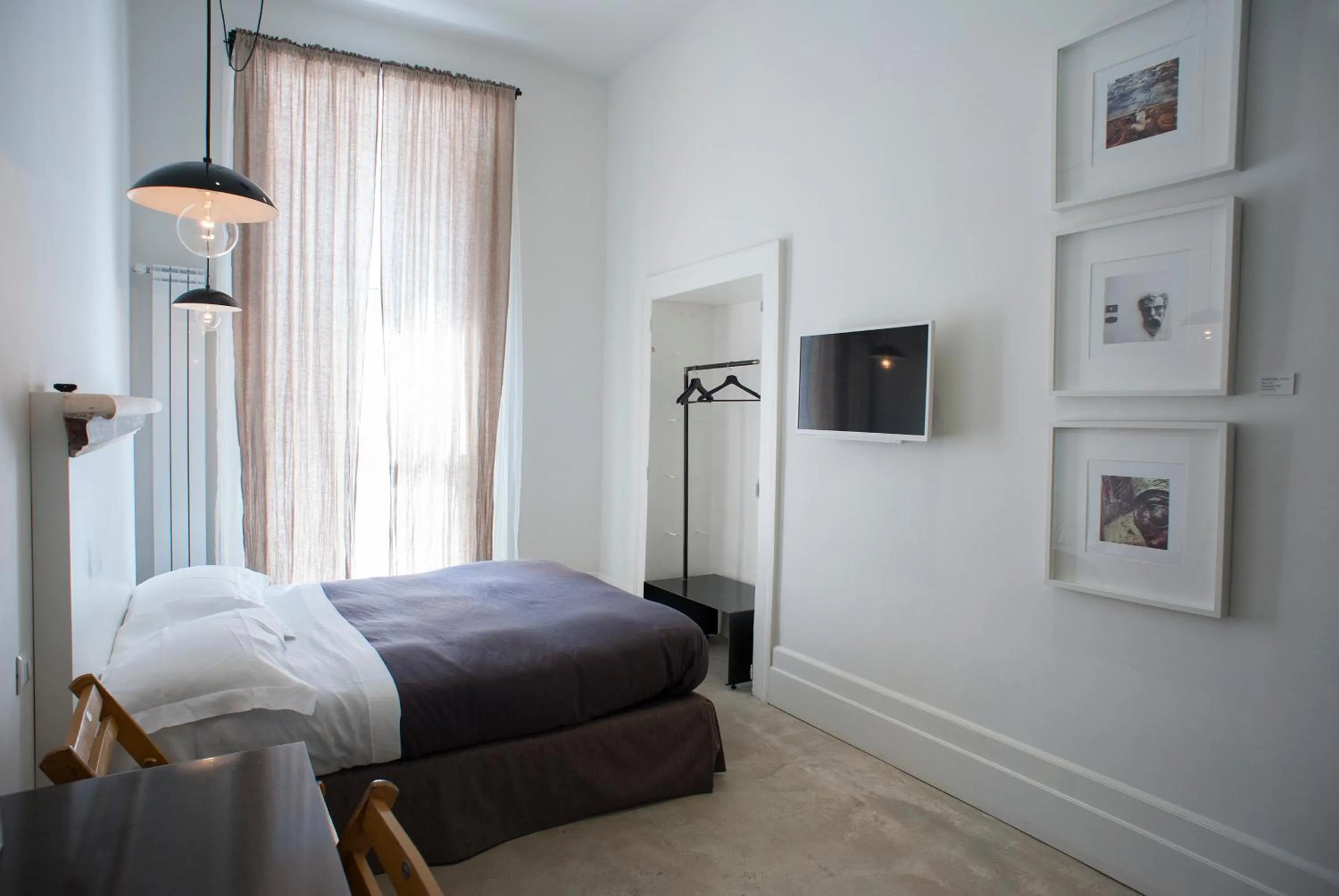 Photo of the whole room, Bed in Belledonne Suite & Gallery