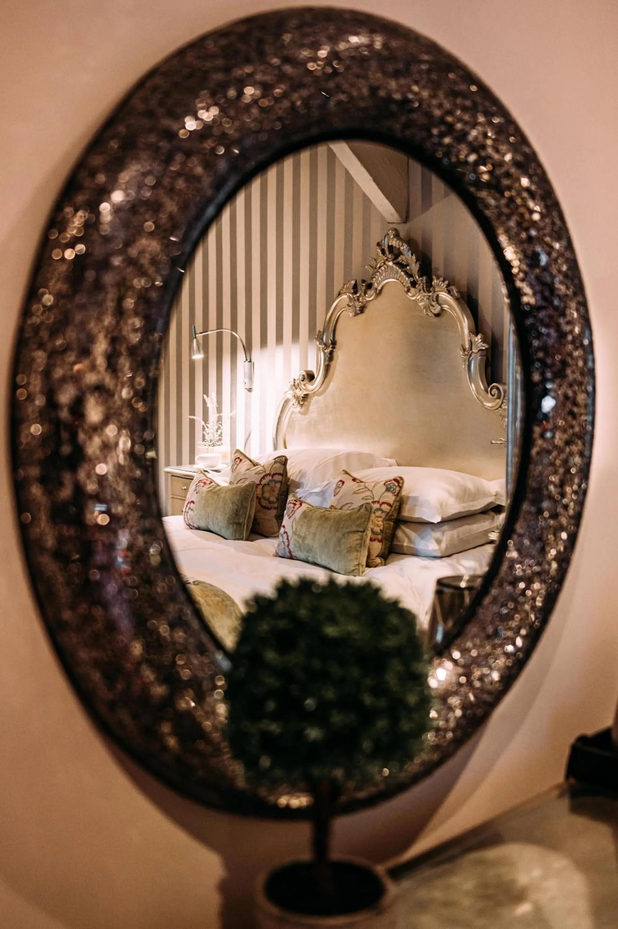 Decorative detail in The Royal Hotel