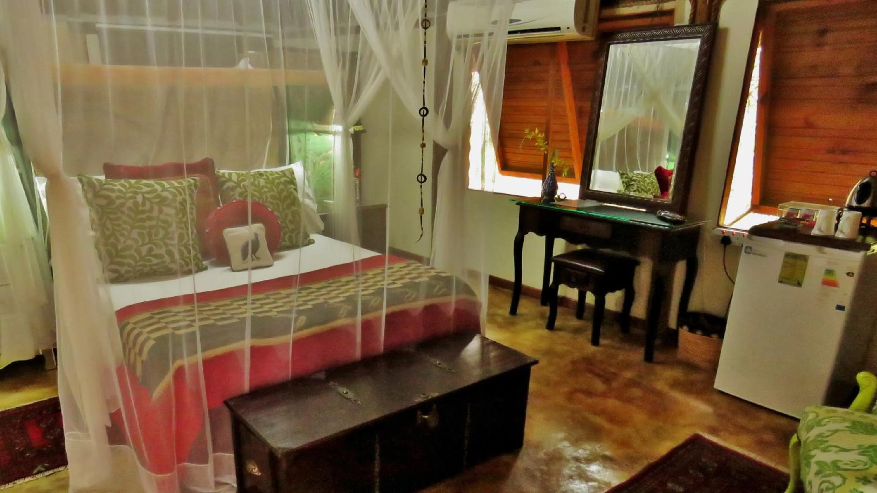 Shower, Bed in Wielewaal Bush Lodge