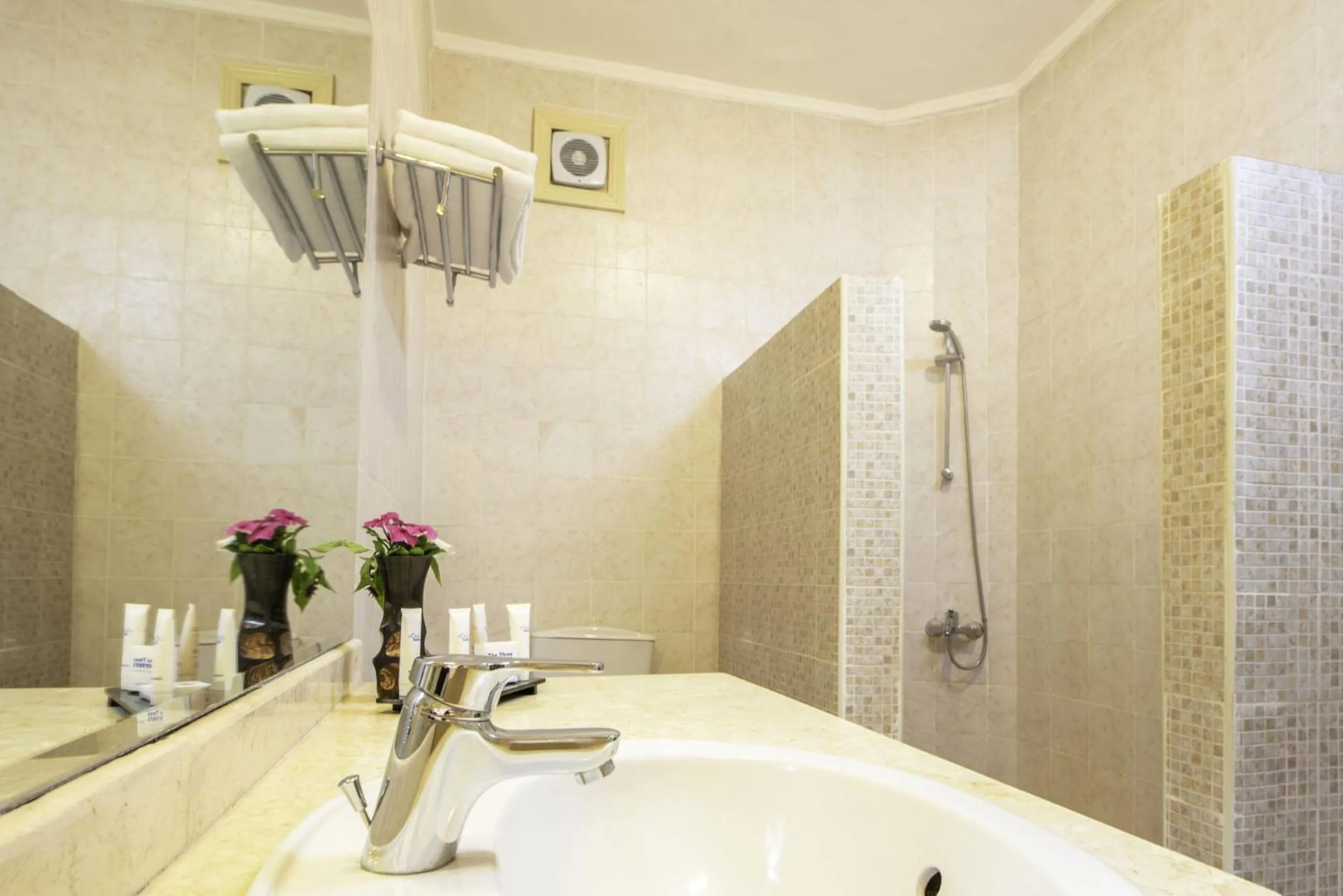 Shower in Three Corners Sunny Beach Resort