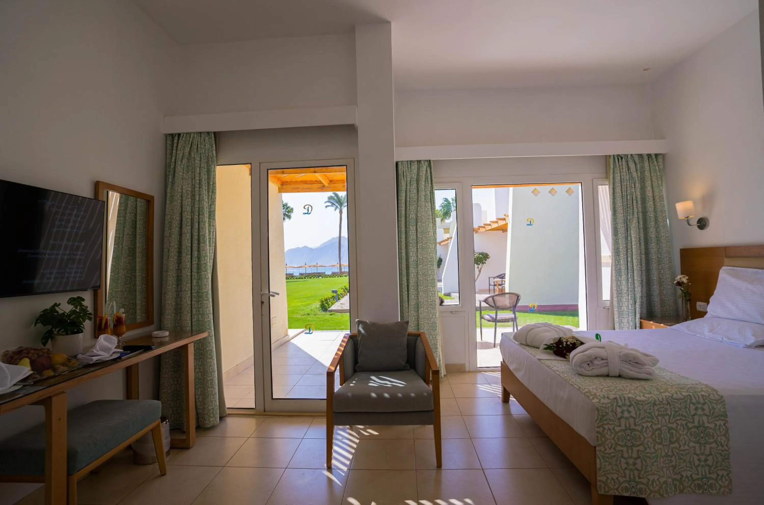 Property building, Bed in Dahab Lagoon Club & Resort Ex Tirana Dahab