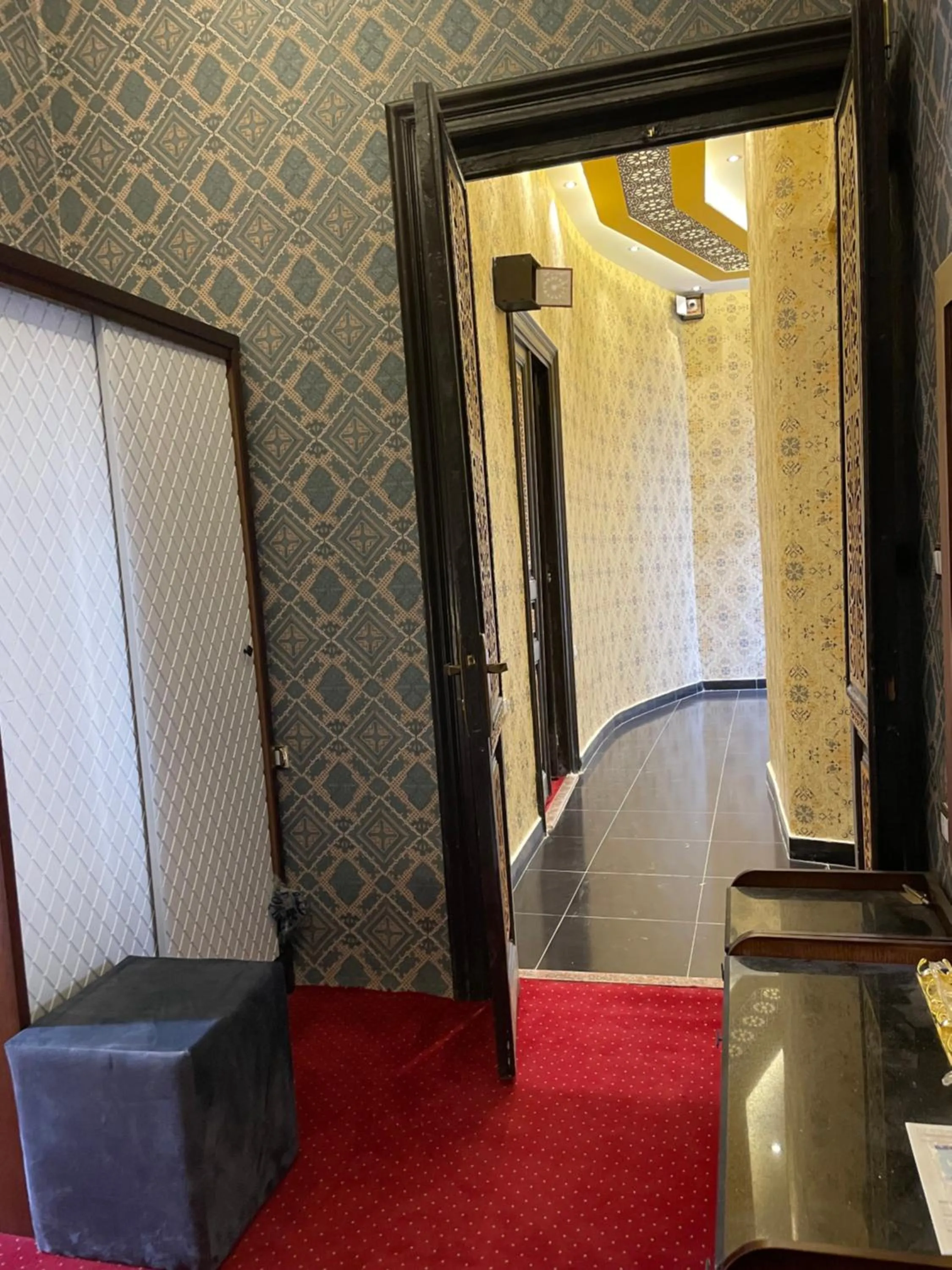 Property building in Cairo Inn