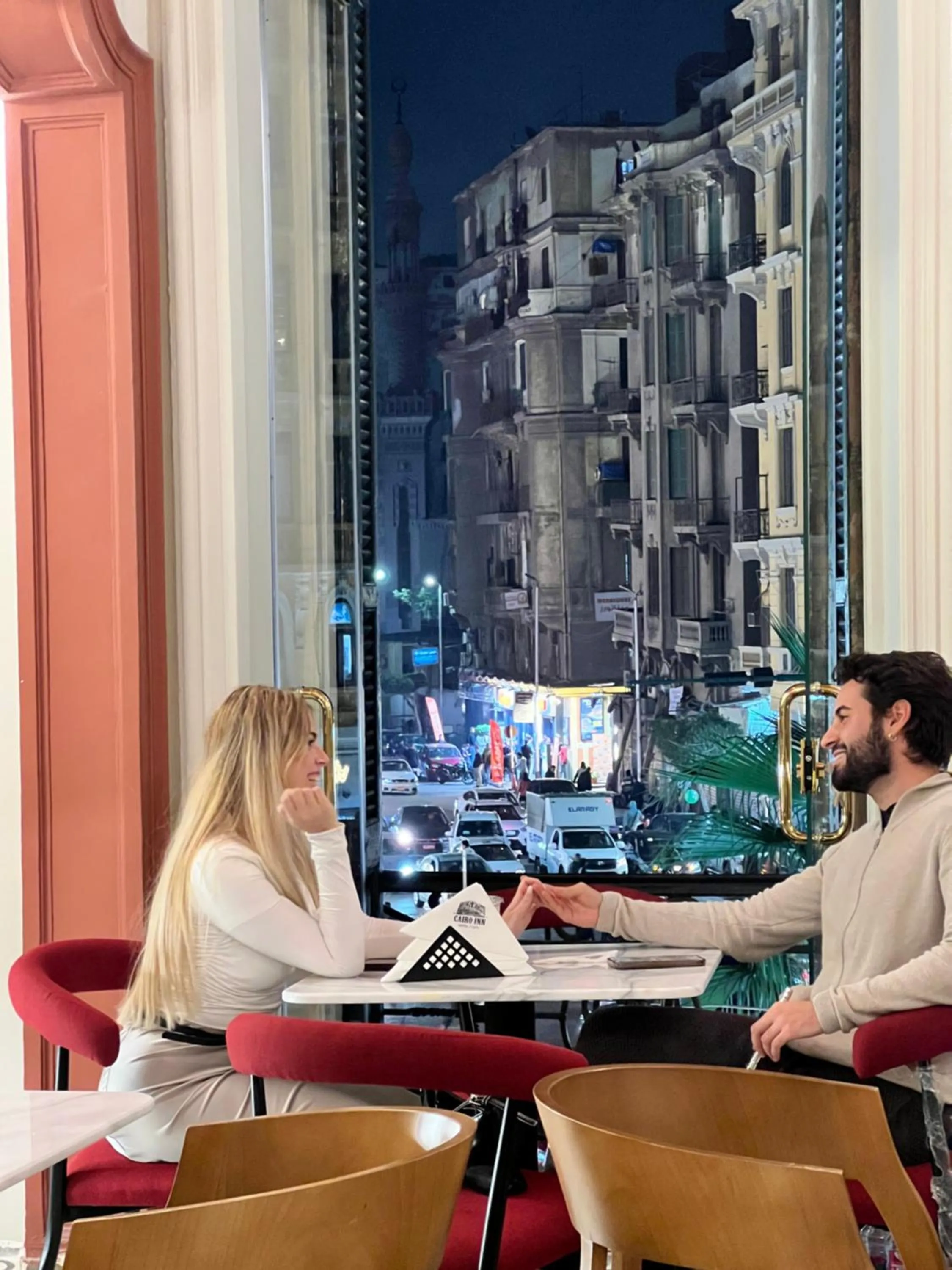 Restaurant/places to eat in Cairo Inn