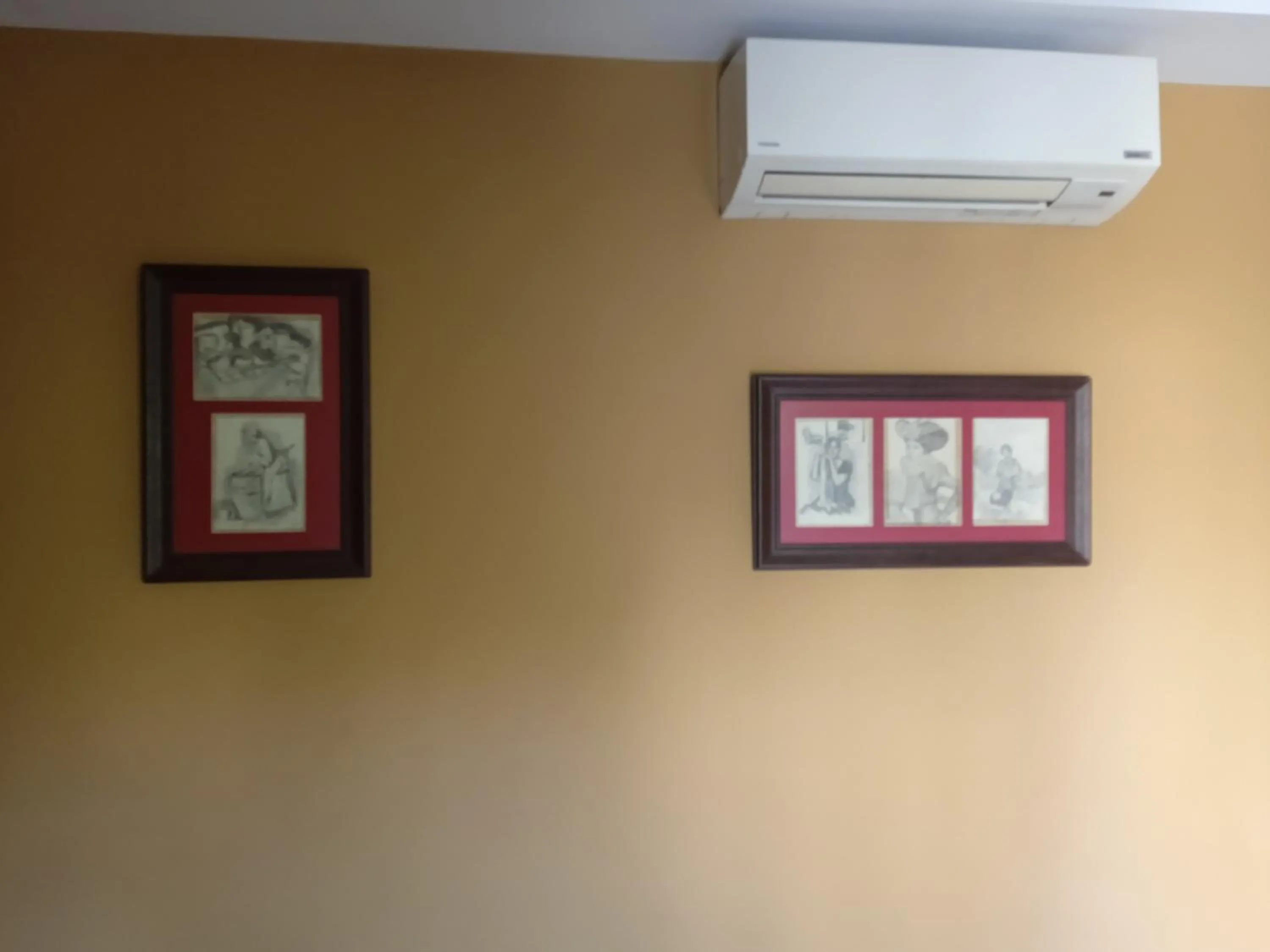 Communal lounge/ TV room in Apartamentos Turísticos La Garza