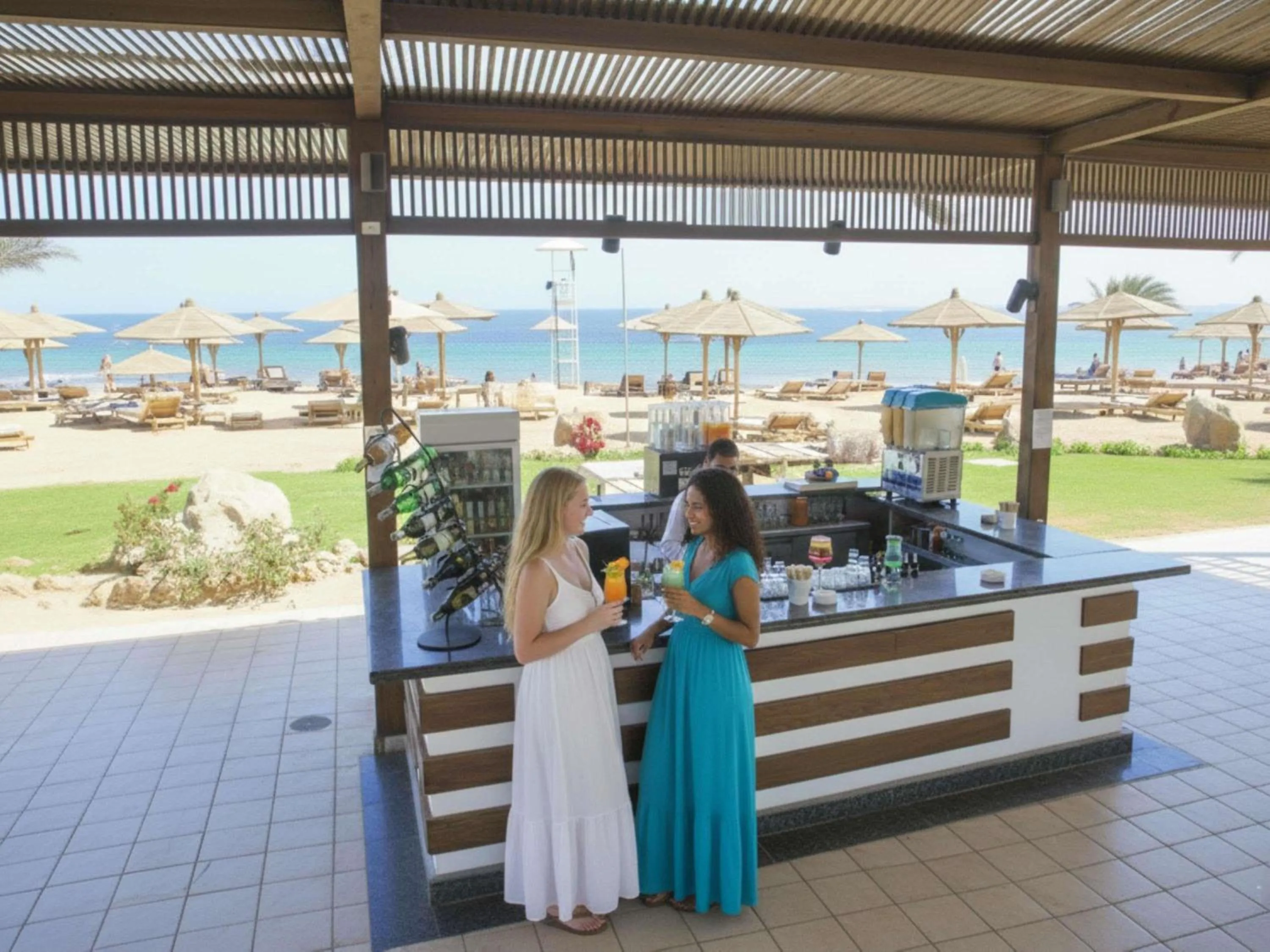 Lounge or bar in Naama Bay Promenade Beach Resort Managed By Accor