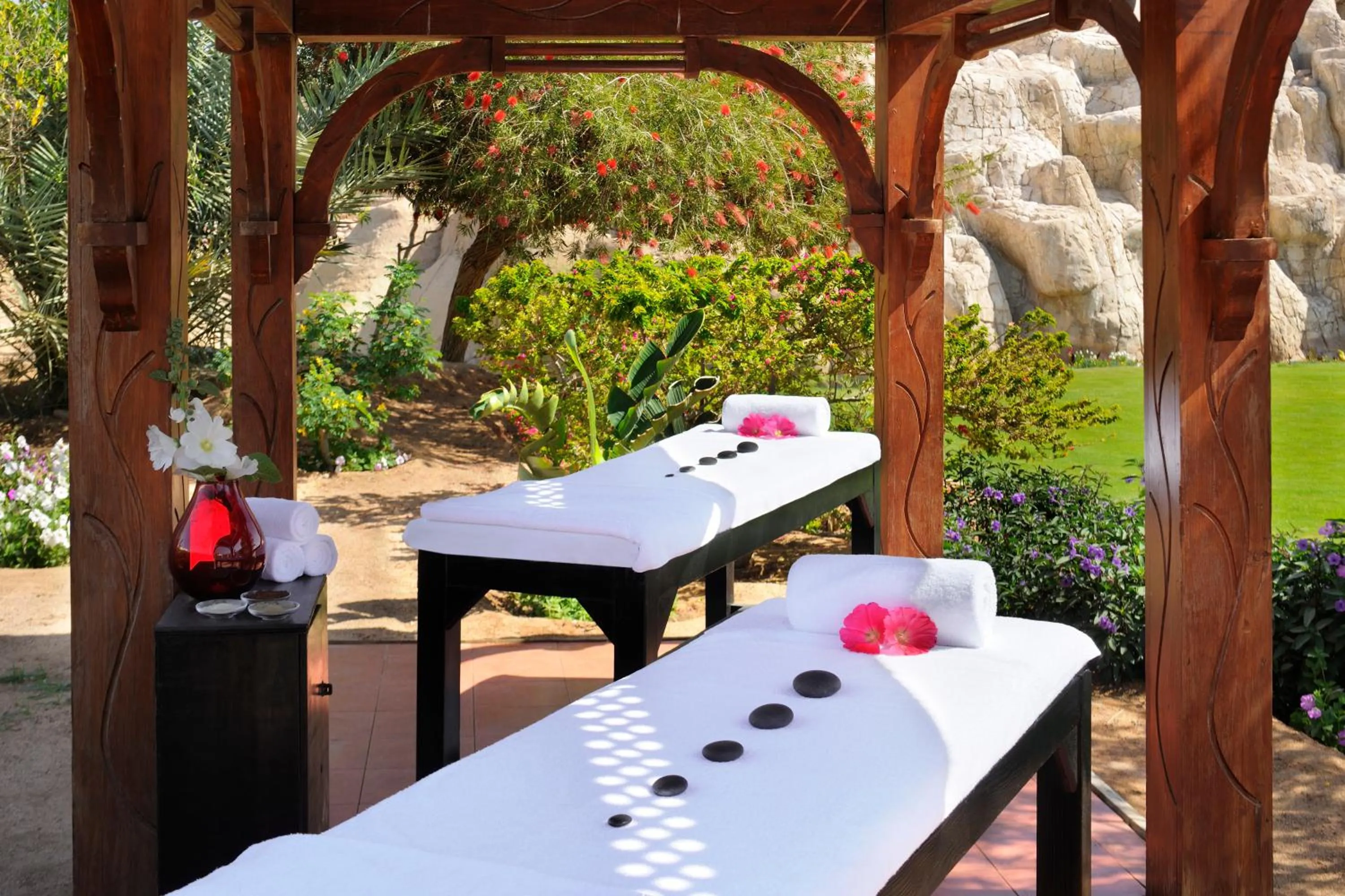 Massage in Naama Bay Promenade Beach Resort Managed By Accor