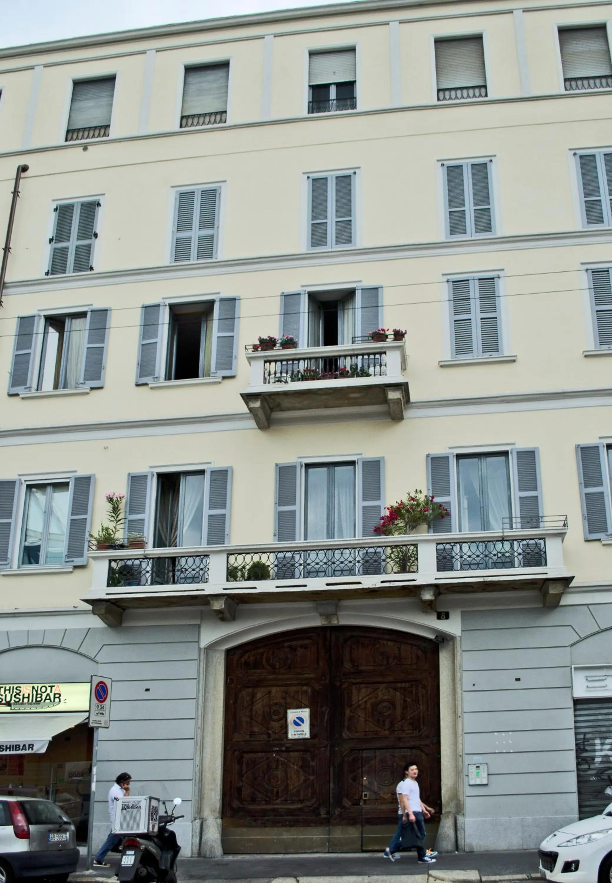 Property building in Porta Garibaldi