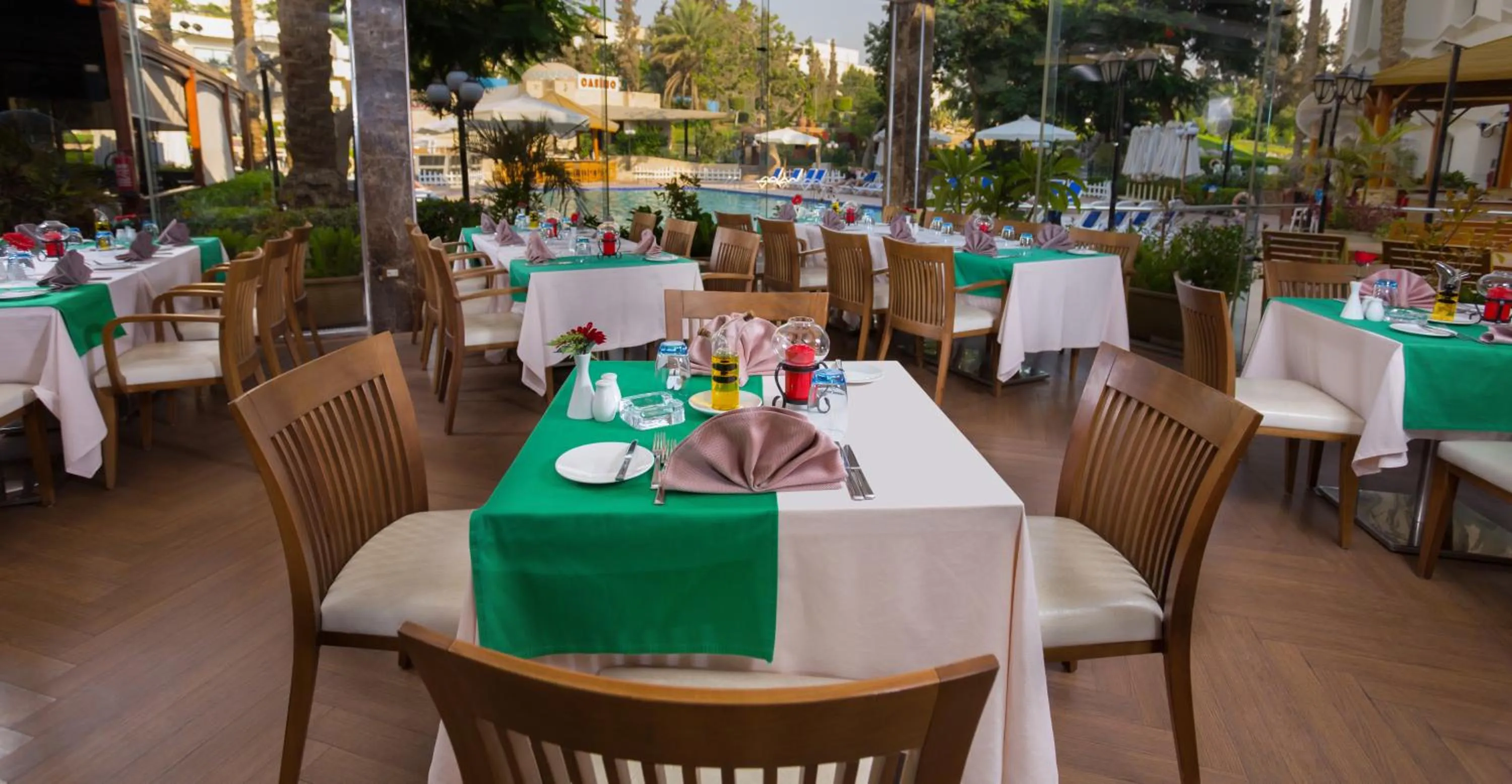 Dinner in Le Passage Cairo Hotel & Casino