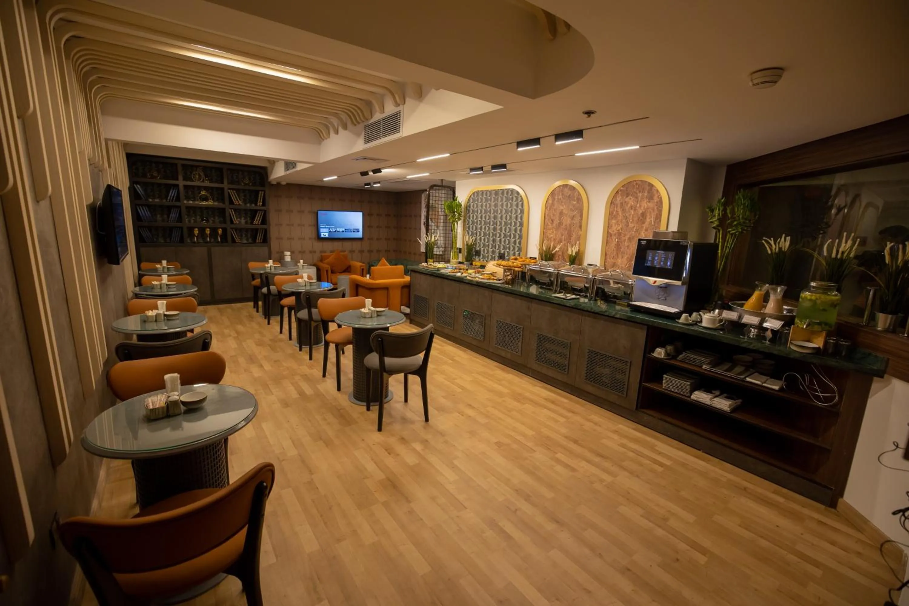 Lounge or bar in Le Passage Cairo Hotel & Casino