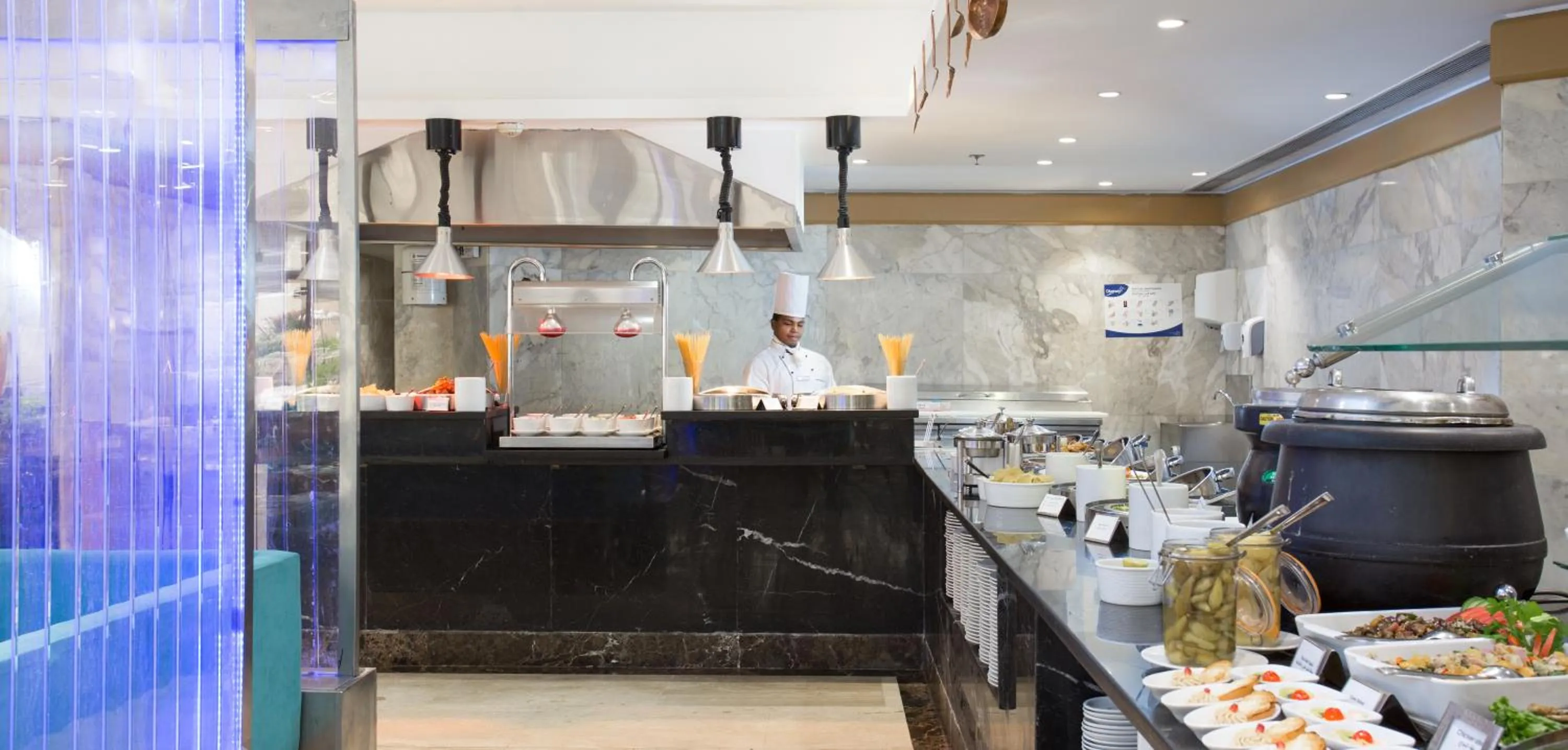 Restaurant/places to eat in Le Passage Cairo Hotel & Casino