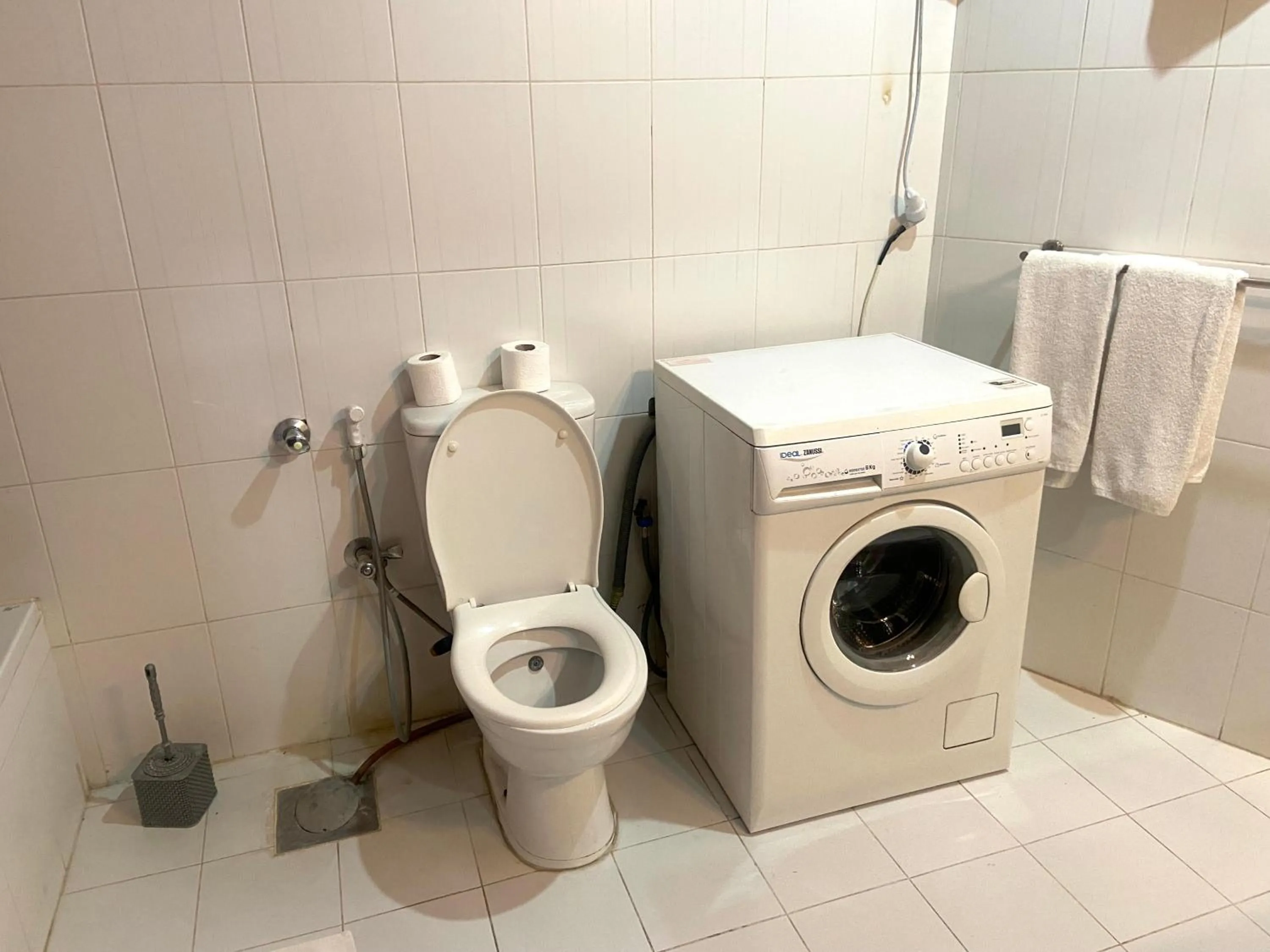 Bathroom in Gaddis Hotel, Suites and Apartments