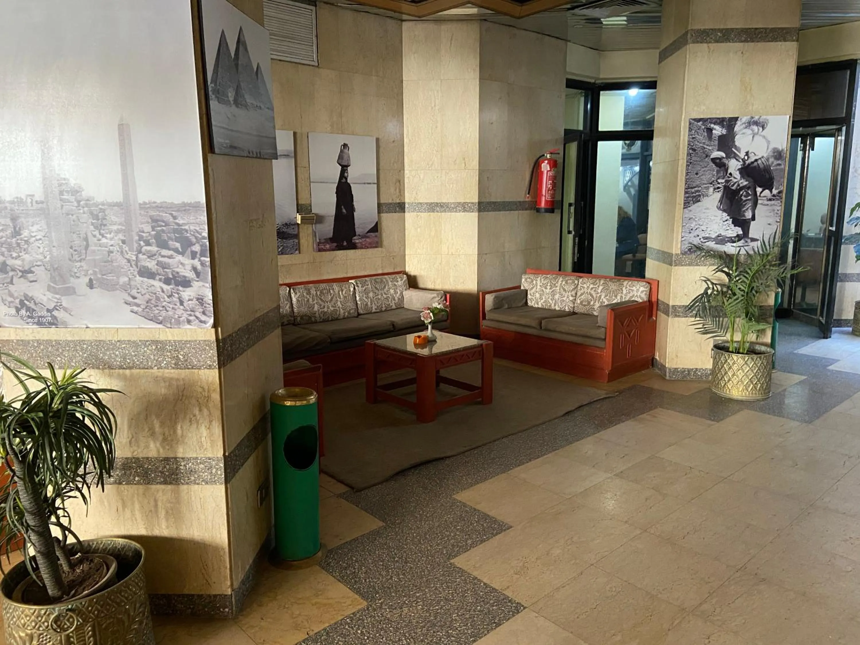 Lounge or bar in Gaddis Hotel, Suites and Apartments