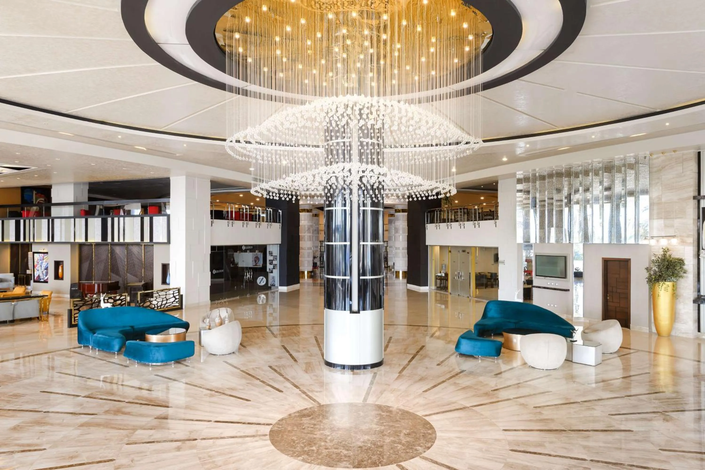 Lobby or reception in Radisson Blu Hotel & Convention Center, Alexandria