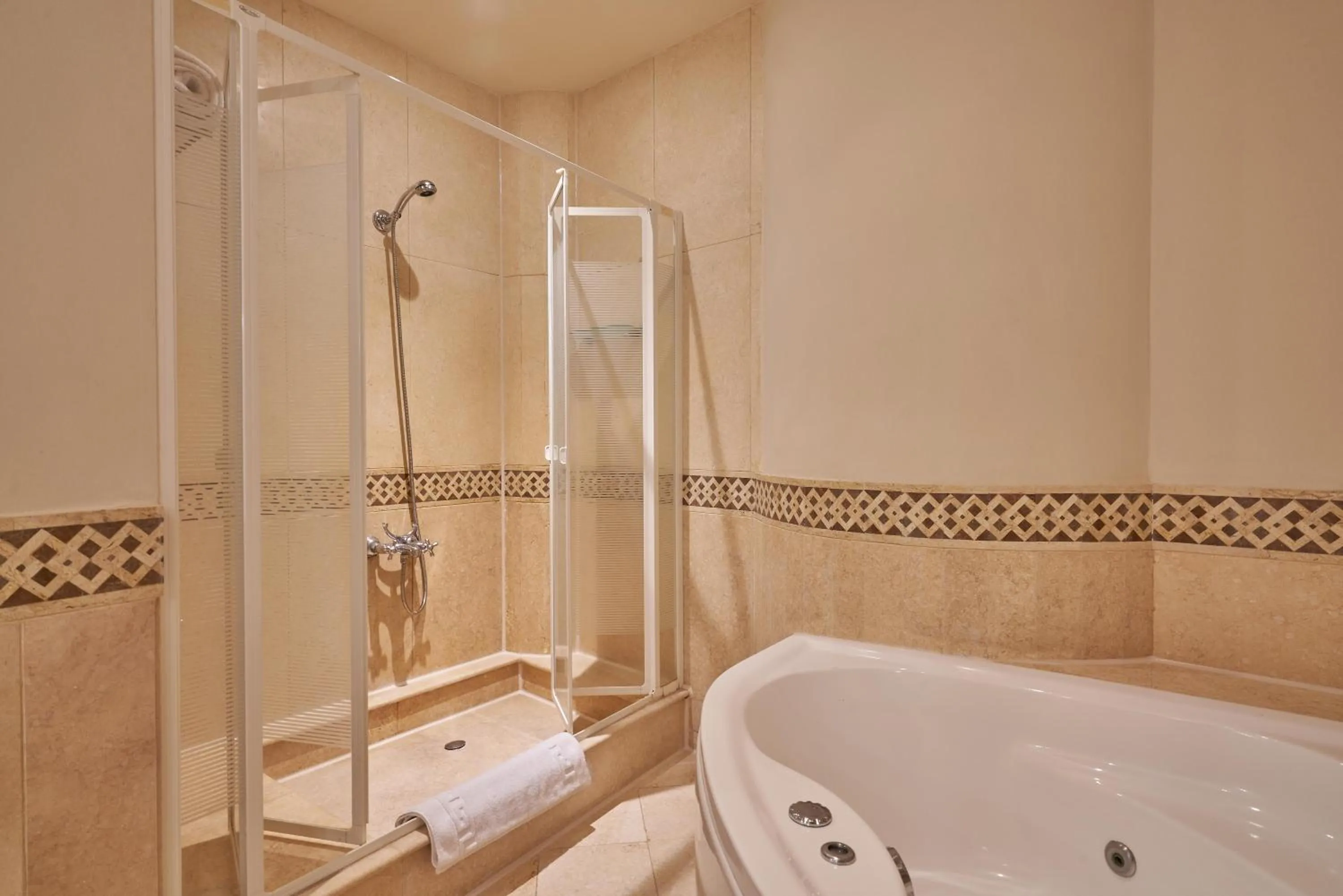 Shower in The Bayview Taba Heights Resort