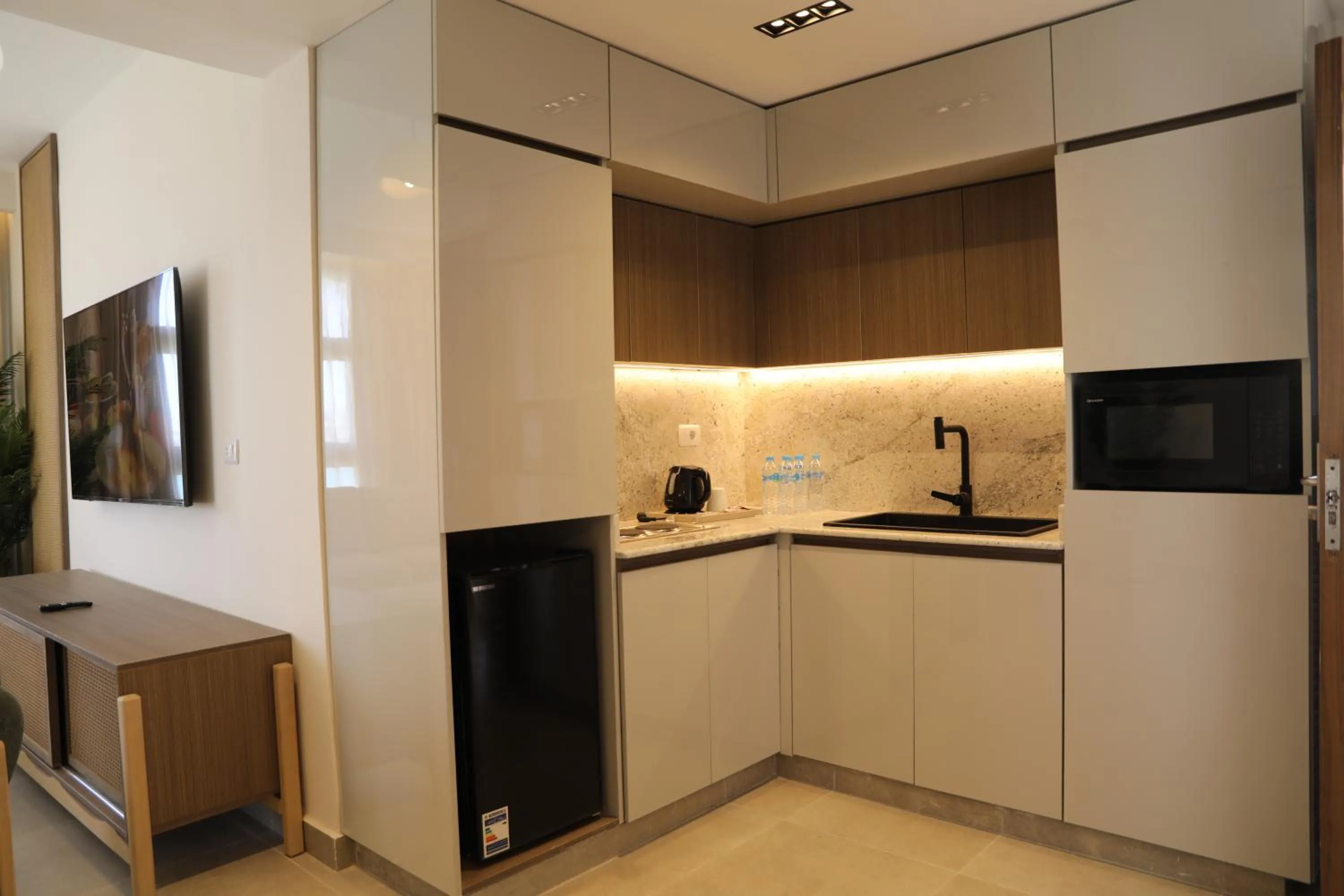 kitchen in Sunny Days Palma De Mirette Resort & Spa