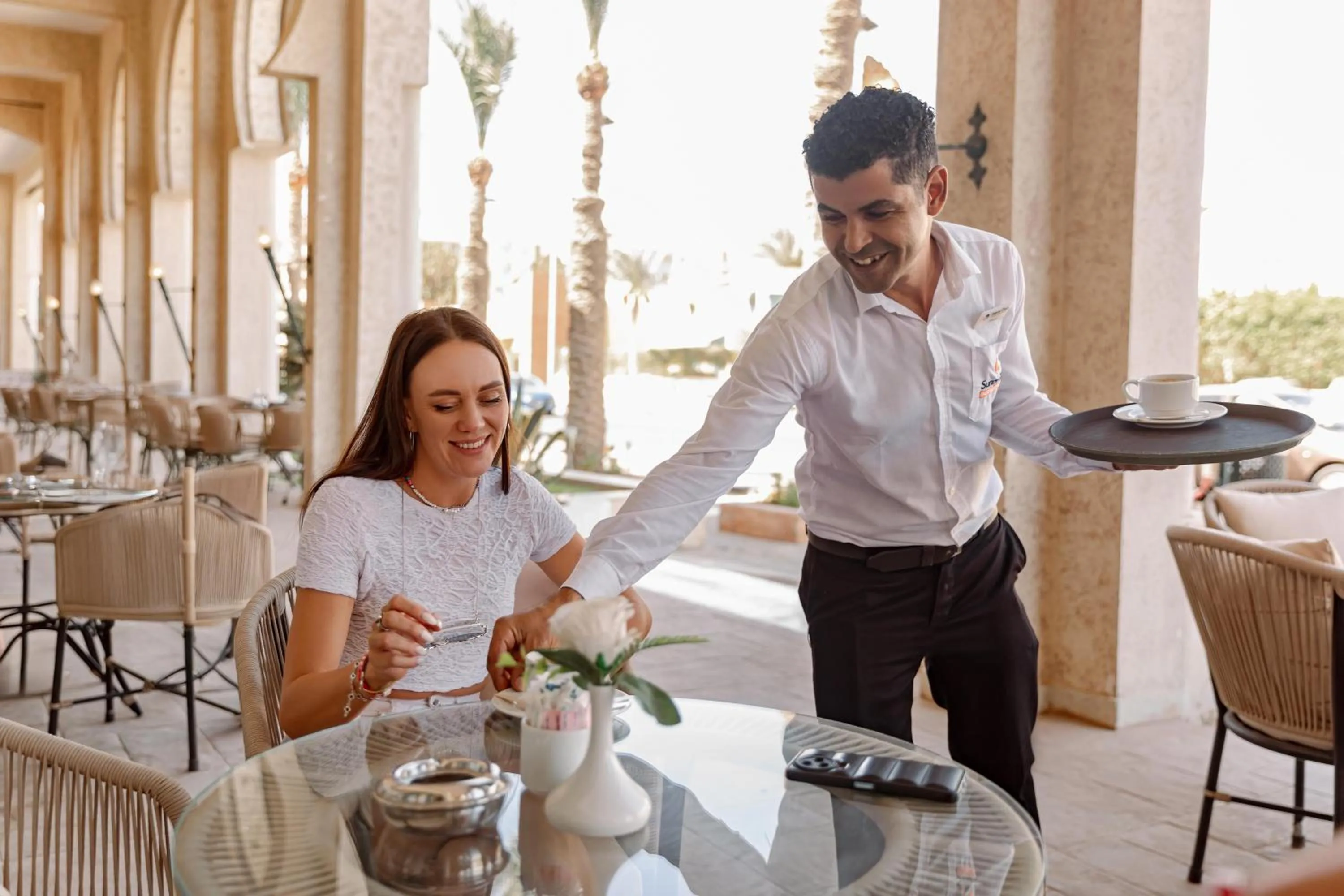 People in Sunny Days Palma De Mirette Resort & Spa