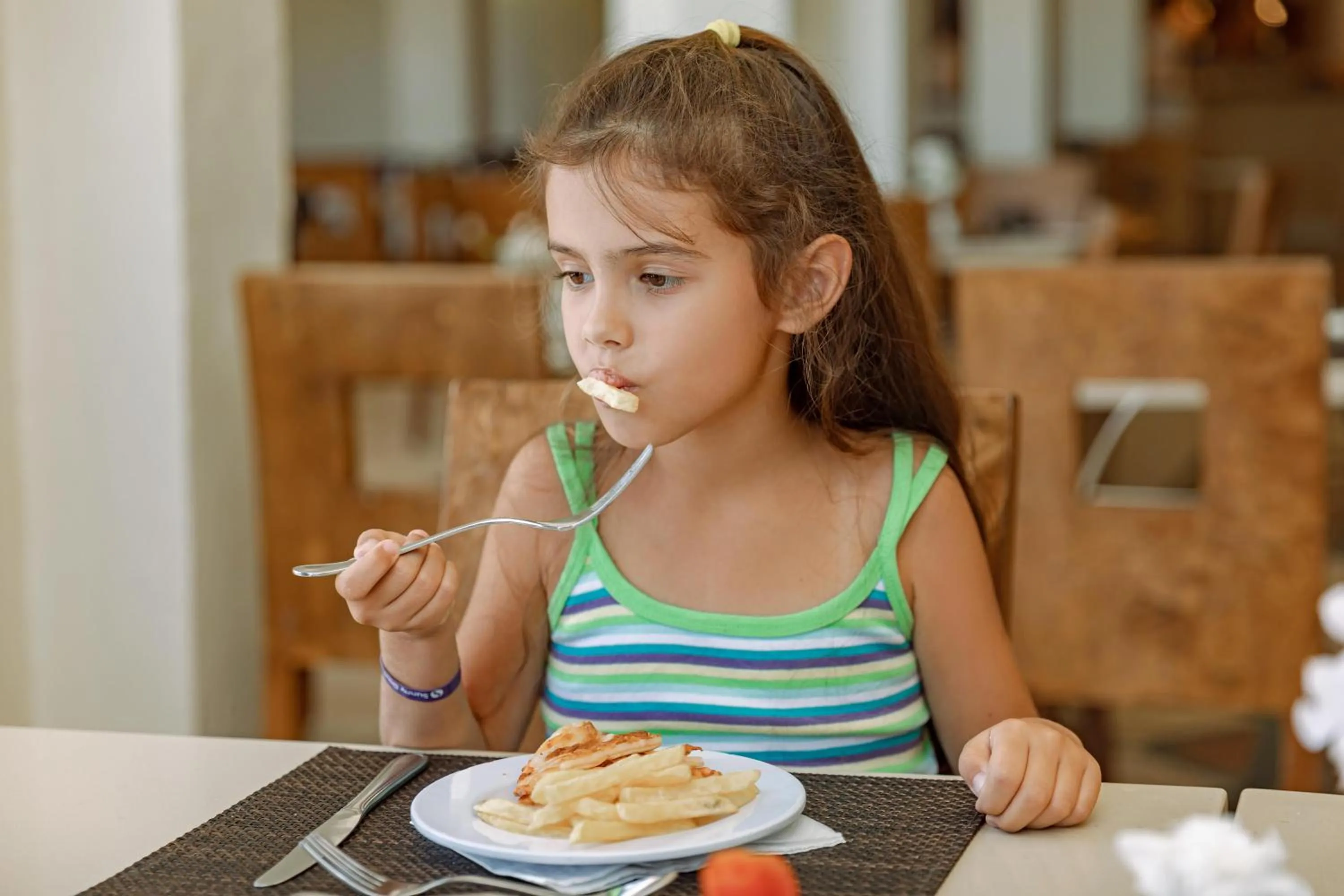 People in Sunny Days Palma De Mirette Resort & Spa