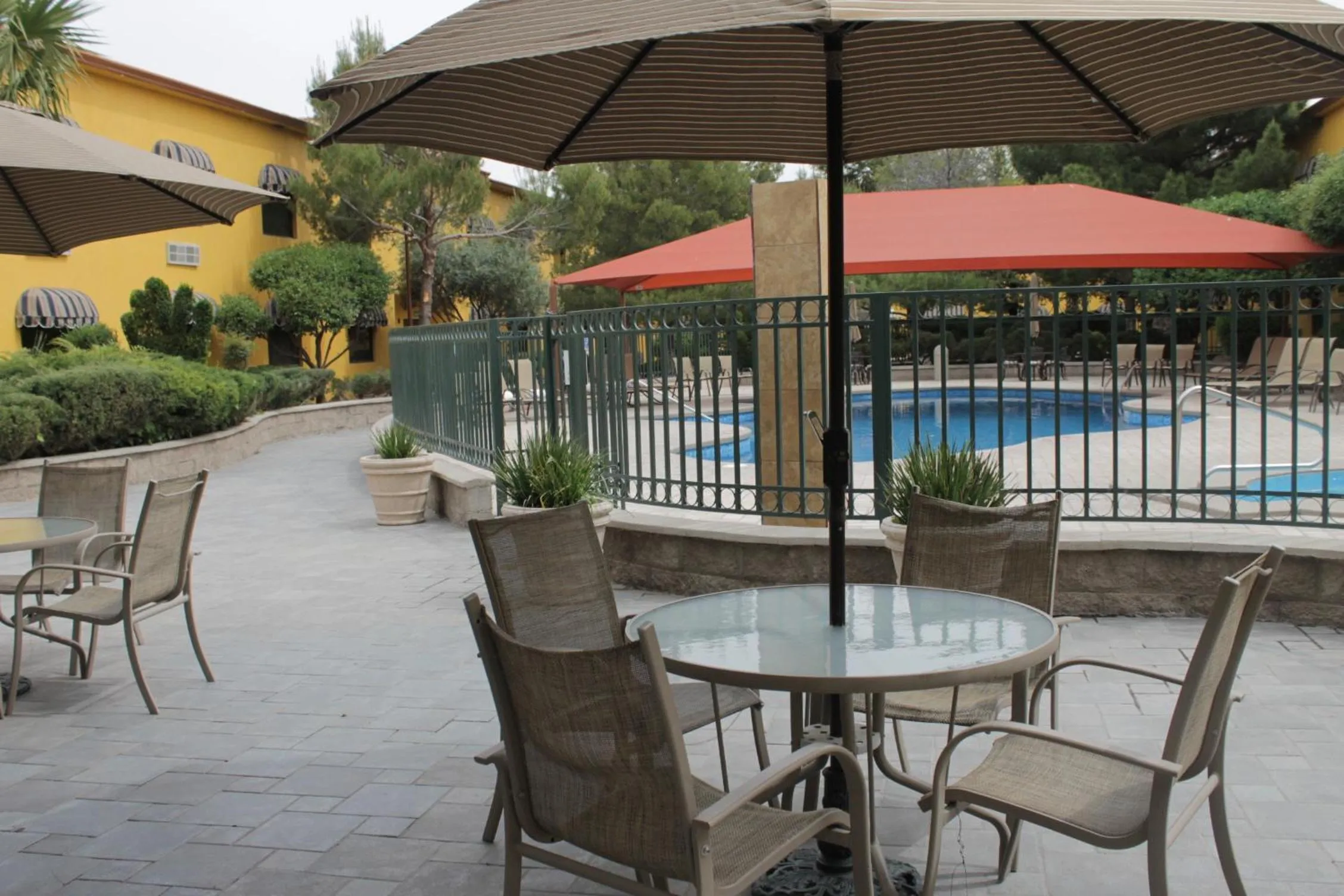 BBQ facilities in Holiday Inn Express Chihuahua by IHG